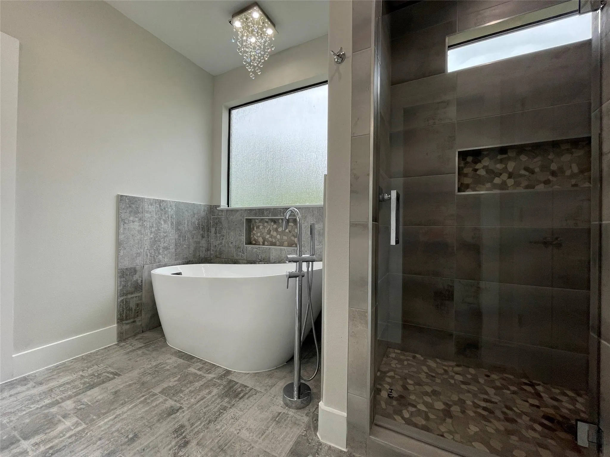 Townhouse For Rent in Dallas County , 2417 N Winnetka Avenue, Dallas, Texas 75212, 3 Bedroom, 4 Bathroom, 1 Garage spaces, 2,286 Sqft, built in 2021, mls#21328962, Real Estate Agent in Dallas, Homes For Rent in Dallas county, Homes For Rent in Dallas, Realtor in Dallas Texas, Real Estate Brokerage Independent Realty Texas, Luminita Cordes Realtor