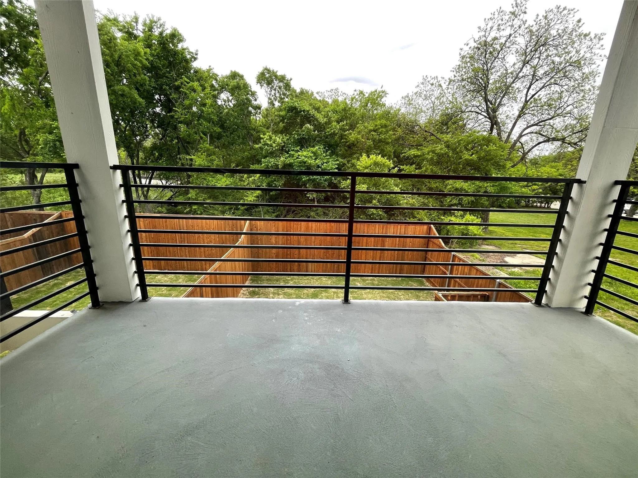 Townhouse For Rent in Dallas County , 2417 N Winnetka Avenue, Dallas, Texas 75212, 3 Bedroom, 4 Bathroom, 1 Garage spaces, 2,286 Sqft, built in 2021, mls#21328962, Real Estate Agent in Dallas, Homes For Rent in Dallas county, Homes For Rent in Dallas, Realtor in Dallas Texas, Real Estate Brokerage Independent Realty Texas, Luminita Cordes Realtor