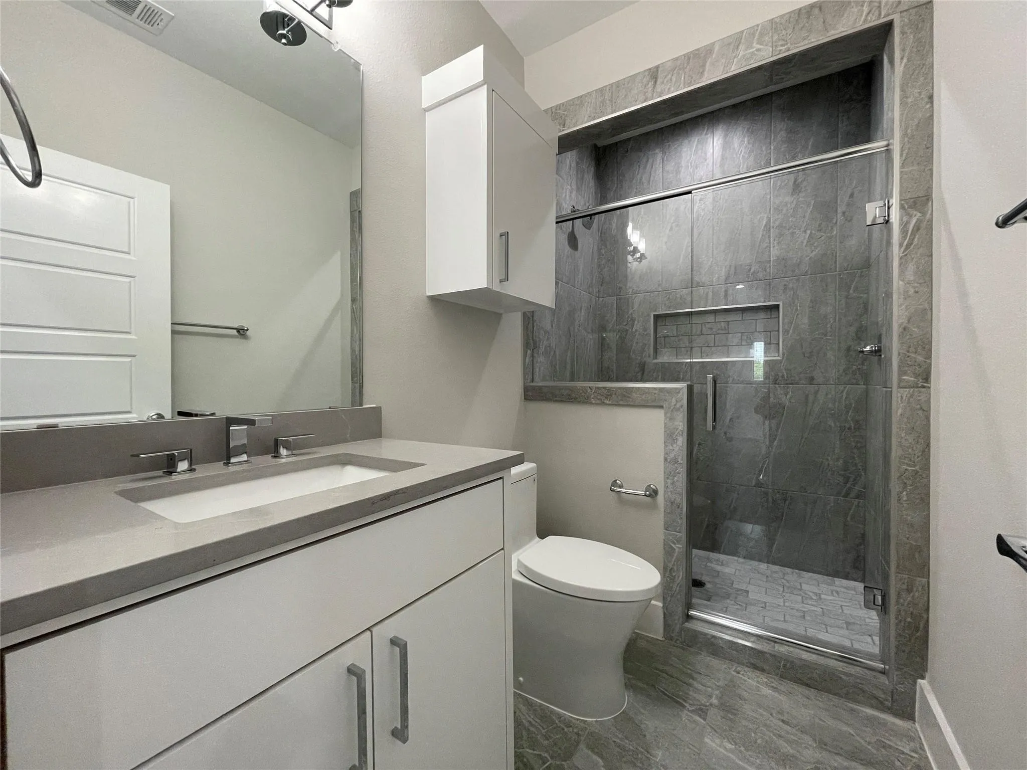 Townhouse For Rent in Dallas County , 2417 N Winnetka Avenue, Dallas, Texas 75212, 3 Bedroom, 4 Bathroom, 1 Garage spaces, 2,286 Sqft, built in 2021, mls#21328962, Real Estate Agent in Dallas, Homes For Rent in Dallas county, Homes For Rent in Dallas, Realtor in Dallas Texas, Real Estate Brokerage Independent Realty Texas, Luminita Cordes Realtor