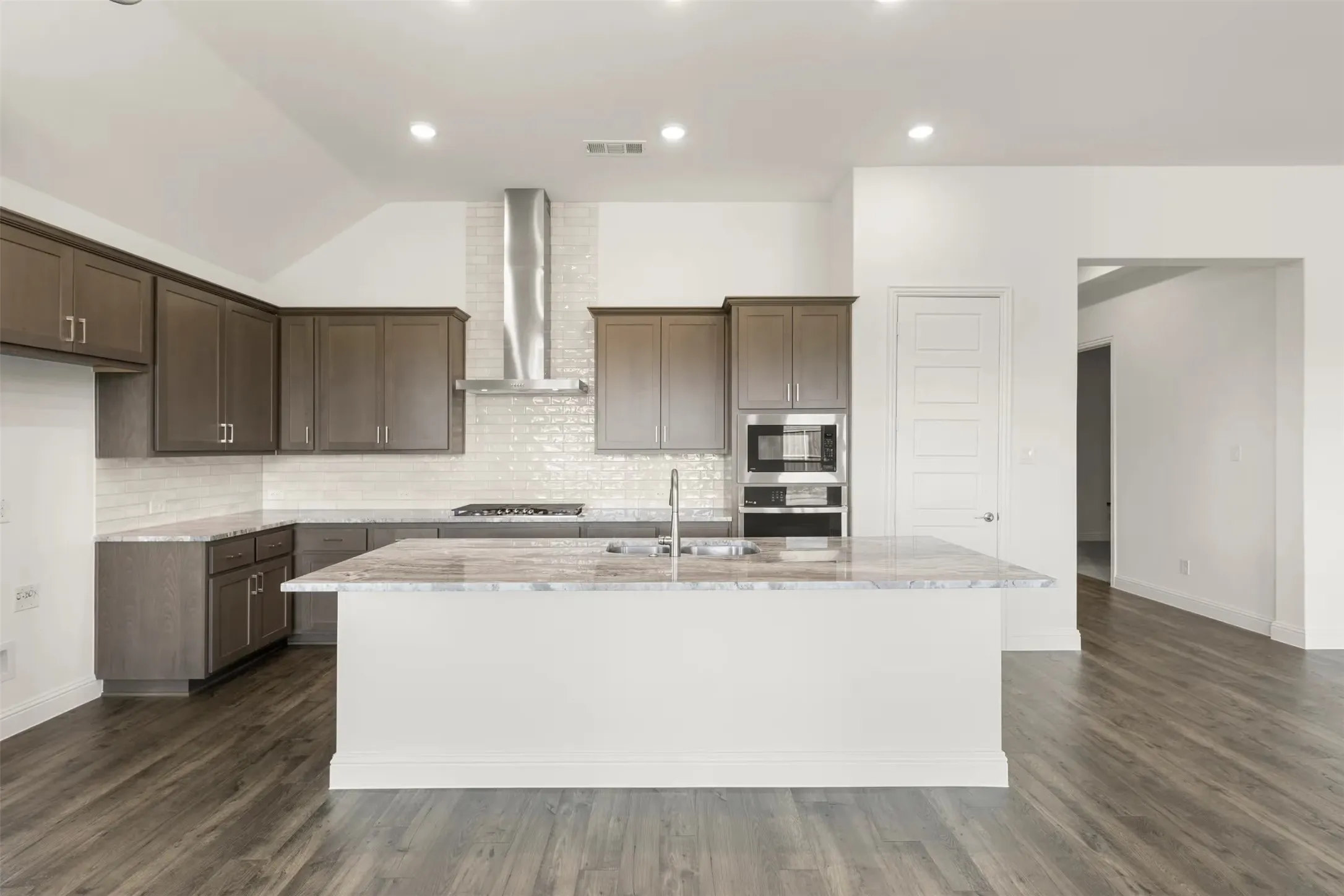 Single Family Residence For Sale in Collin County , 3008 Wallis Drive, Melissa, Texas 75454, 4 Bedroom, 4 Bathroom, 3 Garage spaces, 2,931 Sqft, built in 2026, Price $549,000, mls#21328965, Real Estate Agent in Melissa, Homes For Sale in Collin county, Homes For Sale in Melissa, Realtor in Melissa Texas, Real Estate Brokerage Independent Realty Texas, Luminita Cordes Realtor