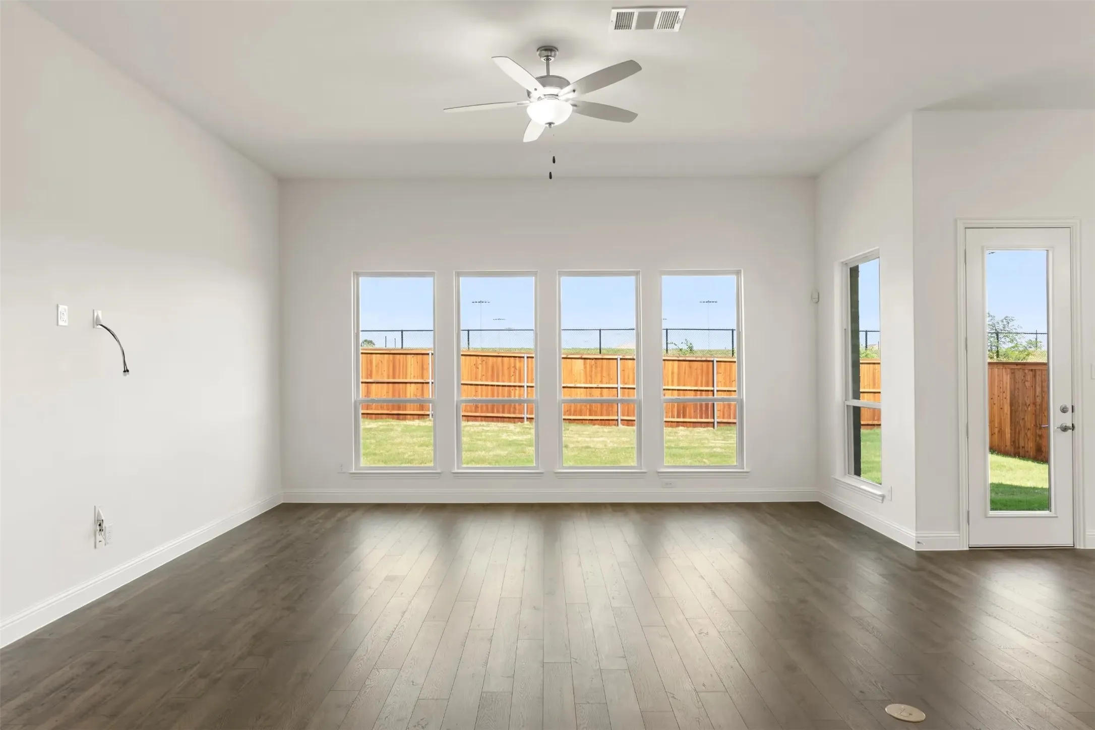 Single Family Residence For Sale in Collin County , 3008 Wallis Drive, Melissa, Texas 75454, 4 Bedroom, 4 Bathroom, 3 Garage spaces, 2,931 Sqft, built in 2026, Price $549,000, mls#21328965, Real Estate Agent in Melissa, Homes For Sale in Collin county, Homes For Sale in Melissa, Realtor in Melissa Texas, Real Estate Brokerage Independent Realty Texas, Luminita Cordes Realtor