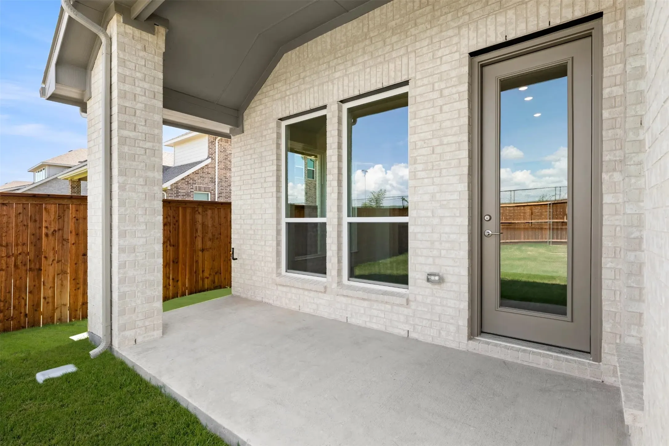 Single Family Residence For Sale in Collin County , 3008 Wallis Drive, Melissa, Texas 75454, 4 Bedroom, 4 Bathroom, 3 Garage spaces, 2,931 Sqft, built in 2026, Price $549,000, mls#21328965, Real Estate Agent in Melissa, Homes For Sale in Collin county, Homes For Sale in Melissa, Realtor in Melissa Texas, Real Estate Brokerage Independent Realty Texas, Luminita Cordes Realtor
