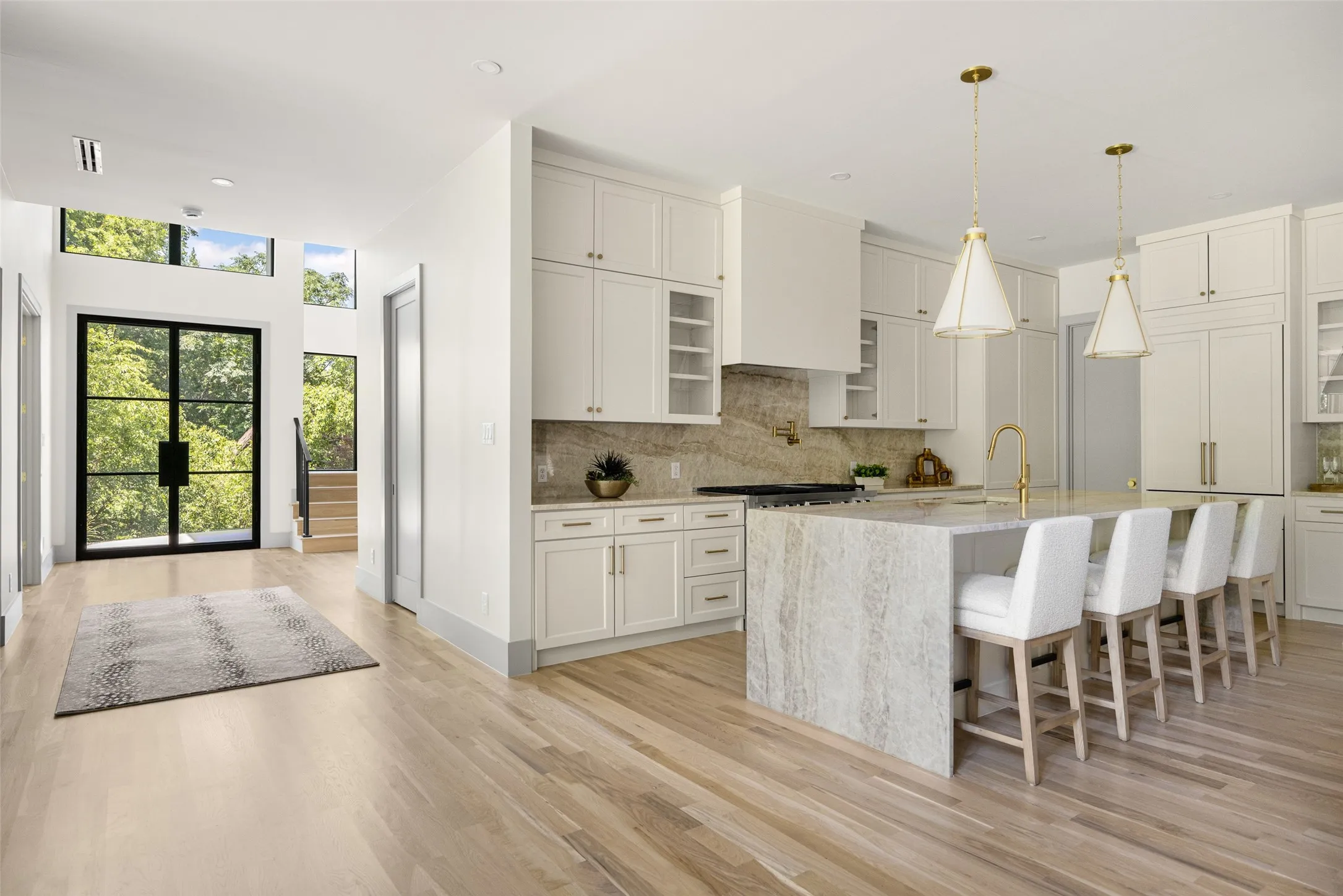 Single Family Residence For Rent in Dallas County , 6984 Santa Barbara Drive, Dallas, Texas 75214, 5 Bedroom, 5 Bathroom, 3 Garage spaces, 4,360 Sqft, built in 2024, mls#21328184, Real Estate Agent in Dallas, Homes For Rent in Dallas county, Homes For Rent in Dallas, Realtor in Dallas Texas, Real Estate Brokerage Independent Realty Texas, Luminita Cordes Realtor