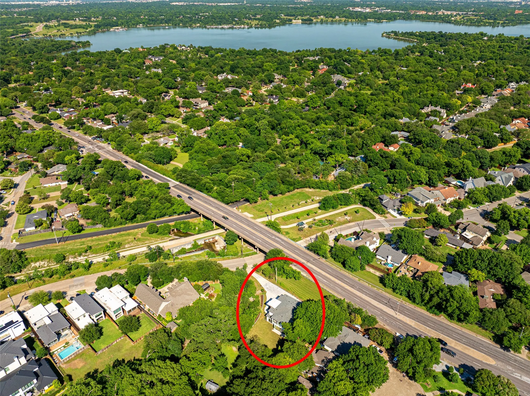 Single Family Residence For Rent in Dallas County , 6984 Santa Barbara Drive, Dallas, Texas 75214, 5 Bedroom, 5 Bathroom, 3 Garage spaces, 4,360 Sqft, built in 2024, mls#21328184, Real Estate Agent in Dallas, Homes For Rent in Dallas county, Homes For Rent in Dallas, Realtor in Dallas Texas, Real Estate Brokerage Independent Realty Texas, Luminita Cordes Realtor