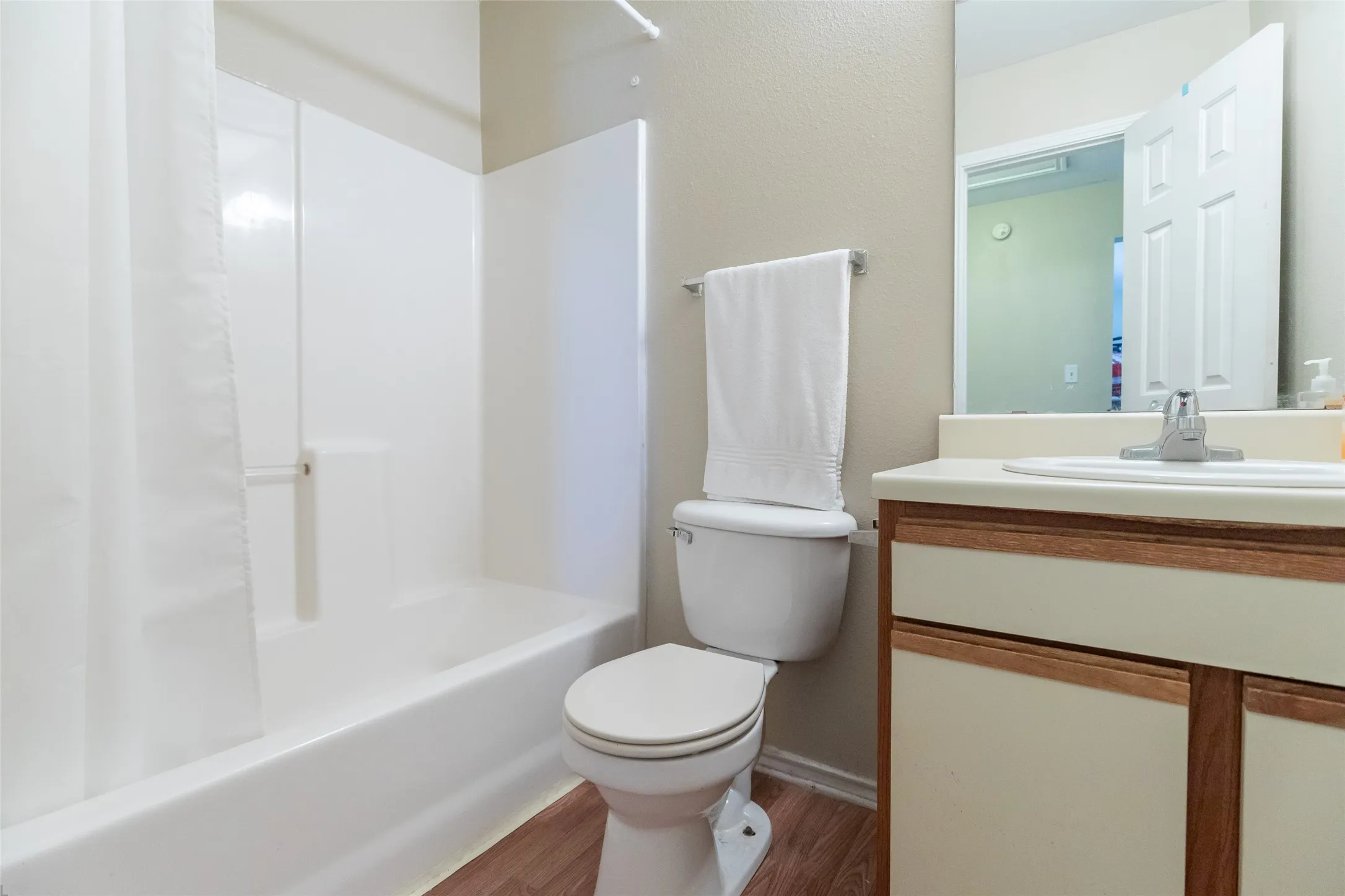 Duplex For Sale in Runnels County , 201 & 203 Bluebonnet Drive, Winters, Texas 79567, 4 Bedroom, 4 Bathroom, Garage spaces, 0 Sqft, built in 1999, mls#21326316, Real Estate Agent in Winters, Homes For Sale in Runnels county, Homes For Sale in Winters, Realtor in Winters Texas, Real Estate Brokerage Independent Realty Texas, Luminita Cordes Realtor