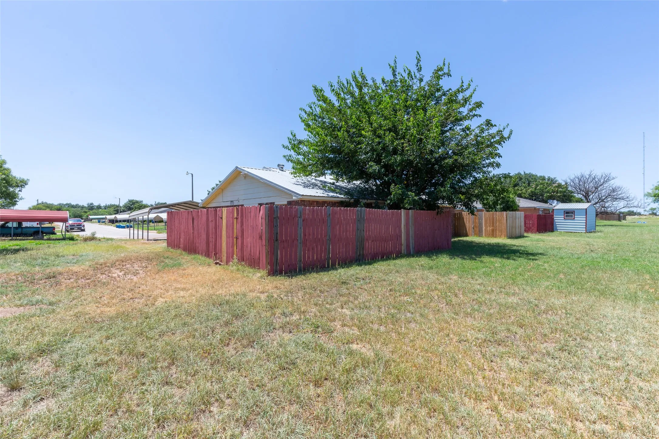Duplex For Sale in Runnels County , 201 & 203 Bluebonnet Drive, Winters, Texas 79567, 4 Bedroom, 4 Bathroom, Garage spaces, 0 Sqft, built in 1999, mls#21326316, Real Estate Agent in Winters, Homes For Sale in Runnels county, Homes For Sale in Winters, Realtor in Winters Texas, Real Estate Brokerage Independent Realty Texas, Luminita Cordes Realtor