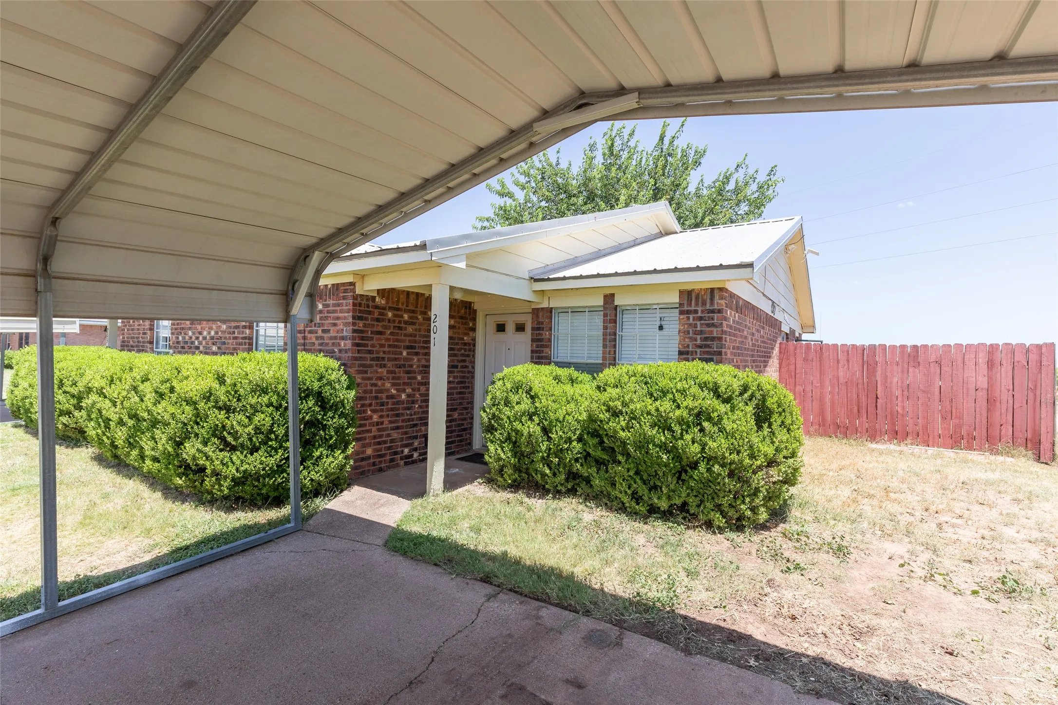 Duplex For Sale in Runnels County , 201 & 203 Bluebonnet Drive, Winters, Texas 79567, 4 Bedroom, 4 Bathroom, Garage spaces, 0 Sqft, built in 1999, mls#21326316, Real Estate Agent in Winters, Homes For Sale in Runnels county, Homes For Sale in Winters, Realtor in Winters Texas, Real Estate Brokerage Independent Realty Texas, Luminita Cordes Realtor