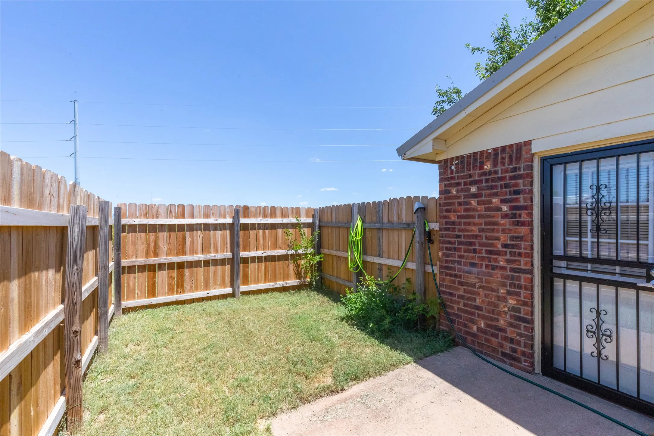 Duplex For Sale in Runnels County , 201 & 203 Bluebonnet Drive, Winters, Texas 79567, 4 Bedroom, 4 Bathroom, Garage spaces, 0 Sqft, built in 1999, mls#21326316, Real Estate Agent in Winters, Homes For Sale in Runnels county, Homes For Sale in Winters, Realtor in Winters Texas, Real Estate Brokerage Independent Realty Texas, Luminita Cordes Realtor