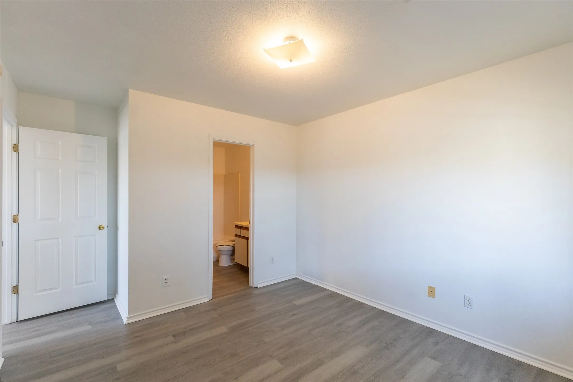 Duplex For Sale in Runnels County , 201 & 203 Bluebonnet Drive, Winters, Texas 79567, 4 Bedroom, 4 Bathroom, Garage spaces, 0 Sqft, built in 1999, mls#21326316, Real Estate Agent in Winters, Homes For Sale in Runnels county, Homes For Sale in Winters, Realtor in Winters Texas, Real Estate Brokerage Independent Realty Texas, Luminita Cordes Realtor