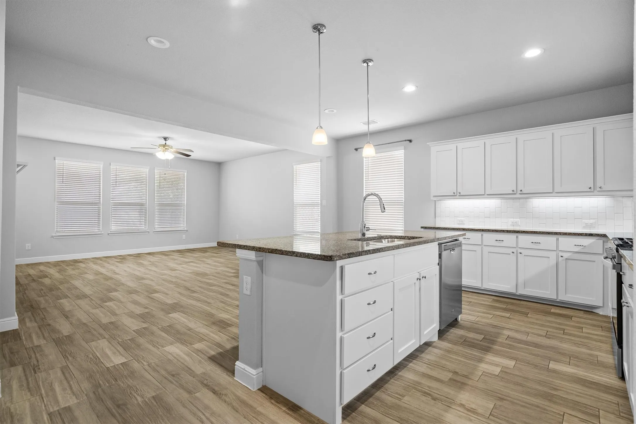 Single Family Residence For Sale in Denton County , 2304 Mockingbird Court, Northlake, Texas 76247, 4 Bedroom, 2 Bathroom, 2 Garage spaces, 2,215 Sqft, built in 2021, mls#21328925, Real Estate Agent in Northlake, Homes For Sale in Denton county, Homes For Sale in Northlake, Realtor in Northlake Texas, Real Estate Brokerage Independent Realty Texas, Luminita Cordes Realtor