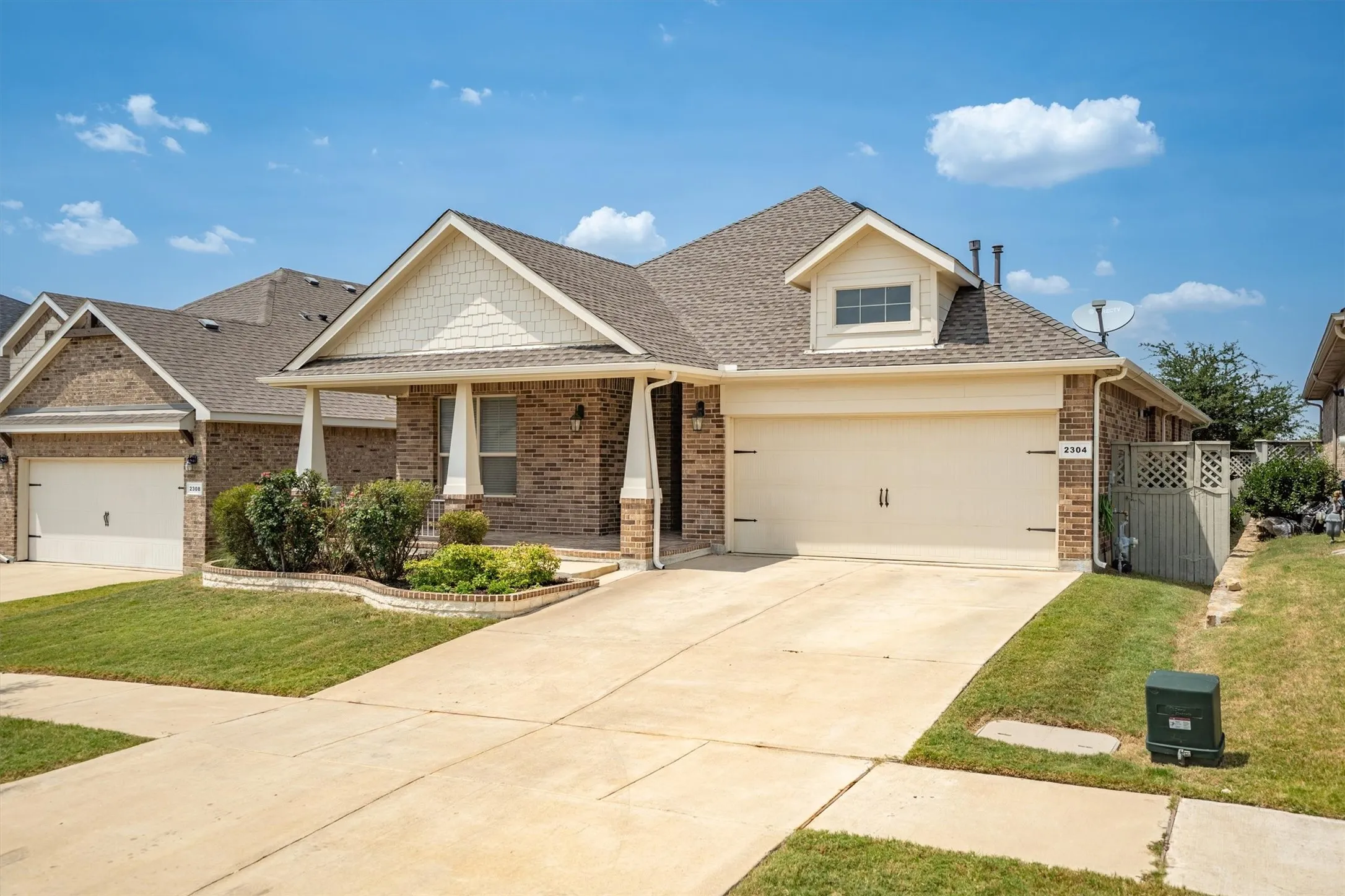 Single Family Residence For Sale in Denton County , 2304 Mockingbird Court, Northlake, Texas 76247, 4 Bedroom, 2 Bathroom, 2 Garage spaces, 2,215 Sqft, built in 2021, mls#21328925, Real Estate Agent in Northlake, Homes For Sale in Denton county, Homes For Sale in Northlake, Realtor in Northlake Texas, Real Estate Brokerage Independent Realty Texas, Luminita Cordes Realtor