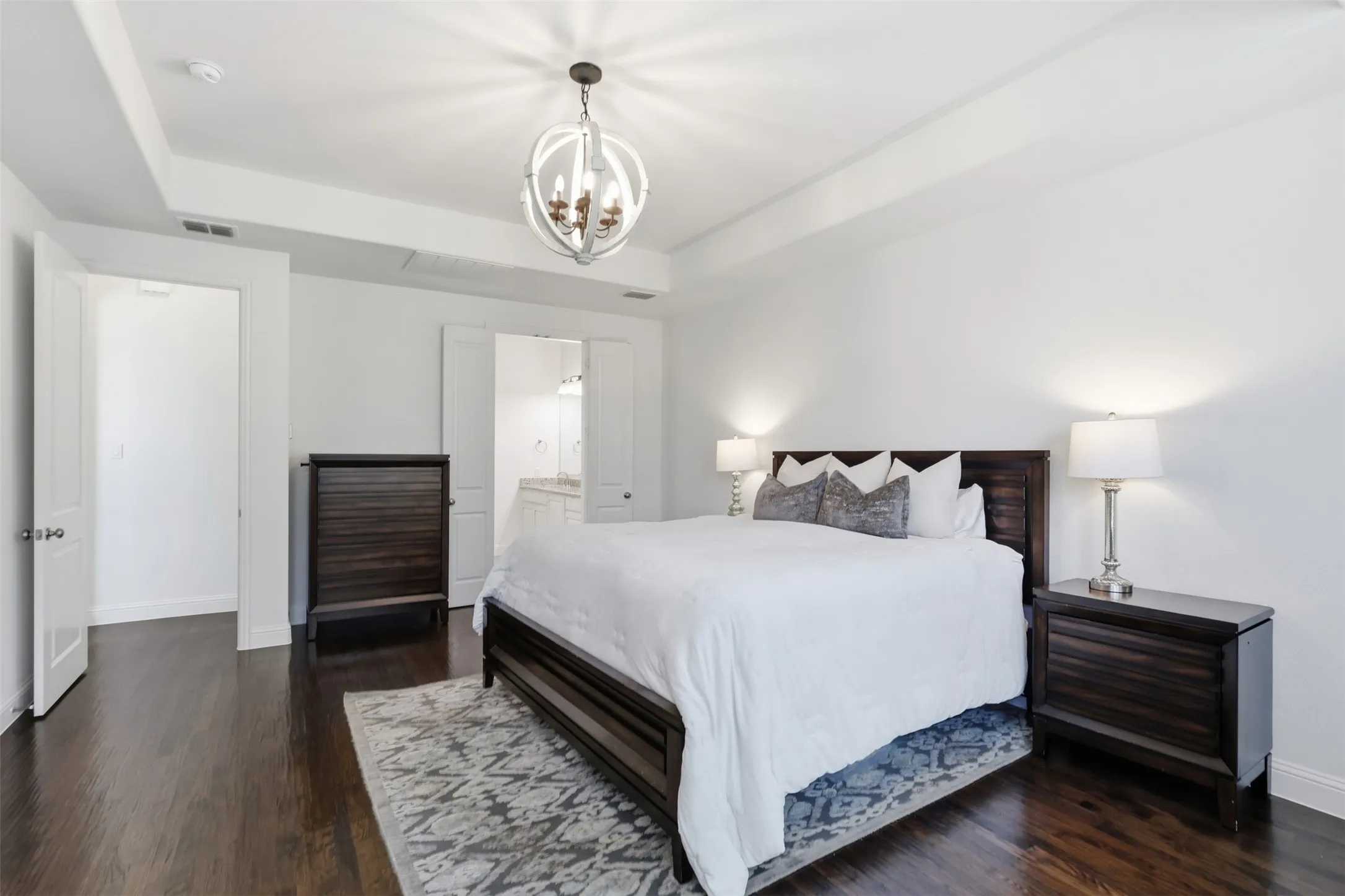 Single Family Residence For Sale in Denton County , 4625 Maverick Way, Carrollton, Texas 75010, 4 Bedroom, 3 Bathroom, 3 Garage spaces, 3,500 Sqft, built in 2014, mls#21328967, Real Estate Agent in Carrollton, Homes For Sale in Denton county, Homes For Sale in Carrollton, Realtor in Carrollton Texas, Real Estate Brokerage Independent Realty Texas, Luminita Cordes Realtor