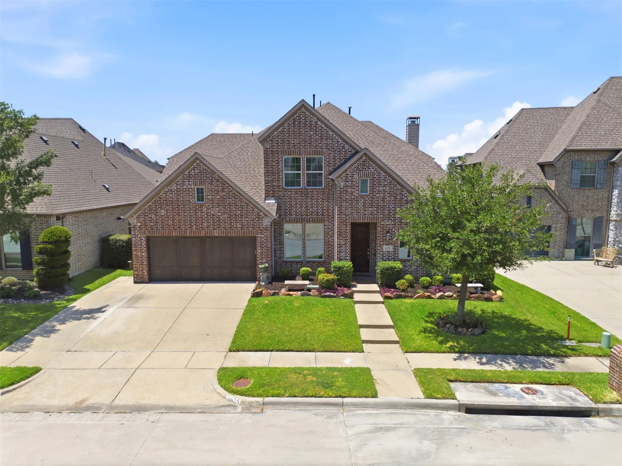 Single Family Residence For Sale in Denton County , 4625 Maverick Way, Carrollton, Texas 75010, 4 Bedroom, 3 Bathroom, 3 Garage spaces, 3,500 Sqft, built in 2014, mls#21328967, Real Estate Agent in Carrollton, Homes For Sale in Denton county, Homes For Sale in Carrollton, Realtor in Carrollton Texas, Real Estate Brokerage Independent Realty Texas, Luminita Cordes Realtor