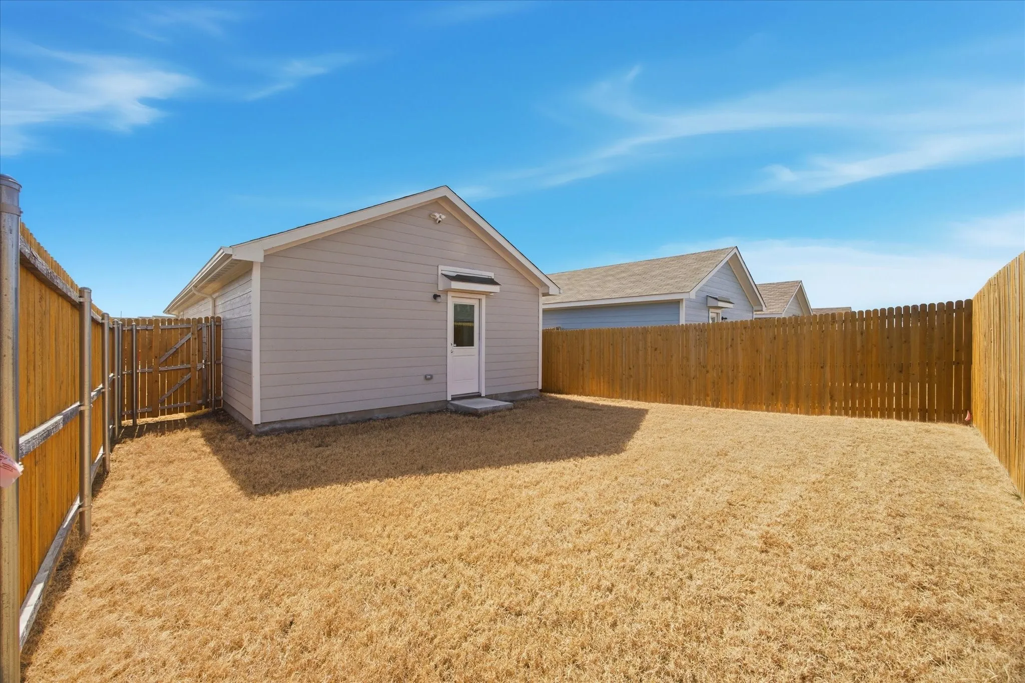 Single Family Residence For Rent in Collin County , 236 Jethro Lane, Princeton, Texas 75407, 3 Bedroom, 2 Bathroom, Garage spaces, 1,155 Sqft, built in 2024, Price $1,600, mls#21329007, Real Estate Agent in Princeton, Homes For Rent in Collin county, Homes For Rent in Princeton, Realtor in Princeton Texas, Real Estate Brokerage Independent Realty Texas, Luminita Cordes Realtor