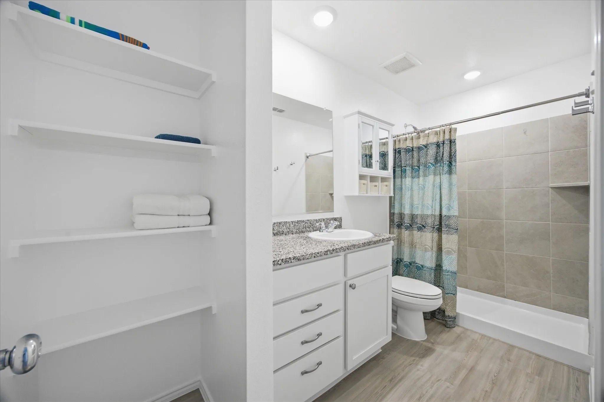 Single Family Residence For Rent in Collin County , 236 Jethro Lane, Princeton, Texas 75407, 3 Bedroom, 2 Bathroom, Garage spaces, 1,155 Sqft, built in 2024, Price $1,600, mls#21329007, Real Estate Agent in Princeton, Homes For Rent in Collin county, Homes For Rent in Princeton, Realtor in Princeton Texas, Real Estate Brokerage Independent Realty Texas, Luminita Cordes Realtor