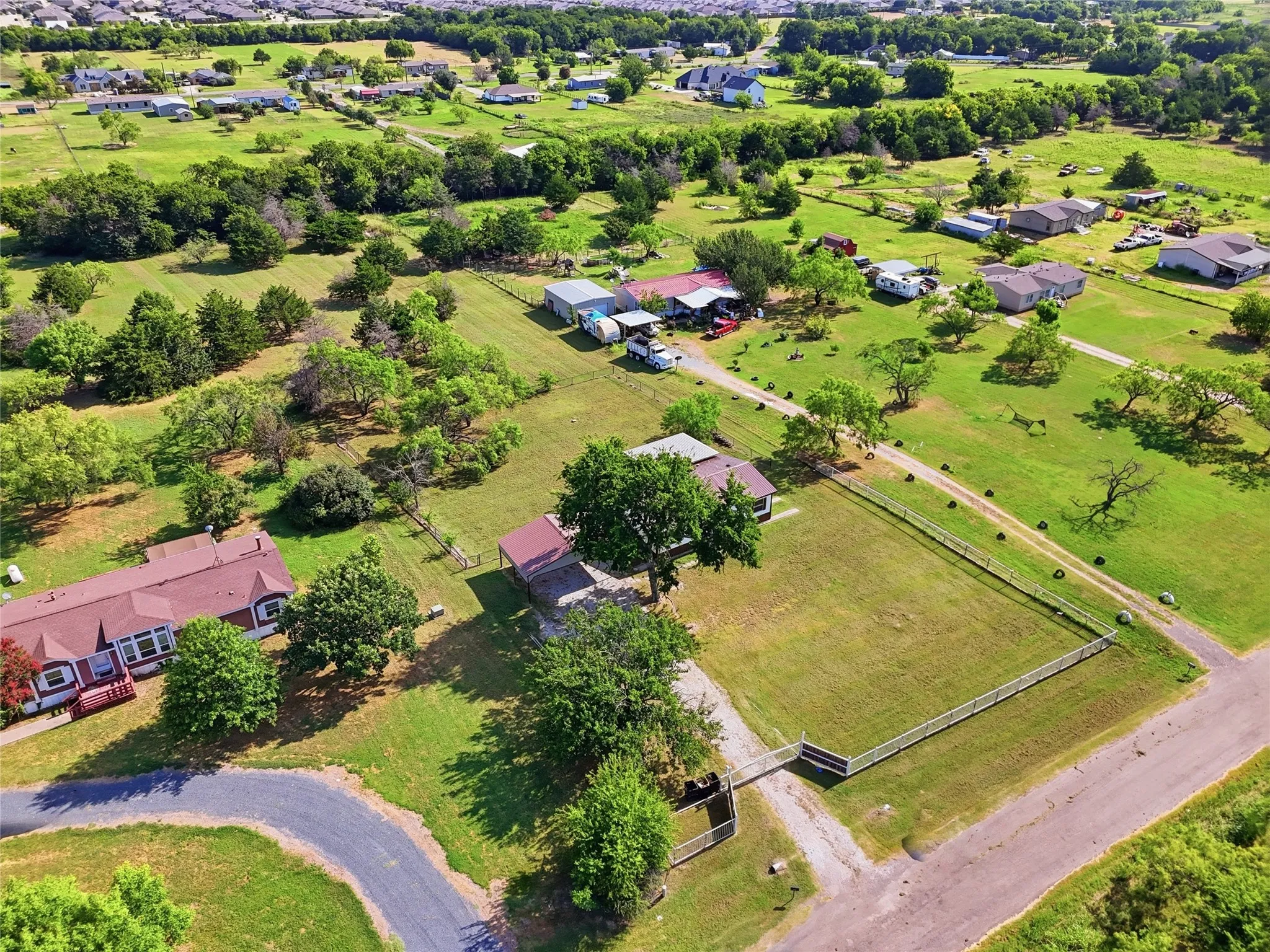 Mobile Home For Sale in Hunt County , 3634 County Road 2621, Caddo Mills, Texas 75135, 3 Bedroom, 2 Bathroom, Garage spaces, 1,232 Sqft, built in 2013, mls#21328978, Real Estate Agent in Caddo Mills, Homes For Sale in Hunt county, Homes For Sale in Caddo Mills, Realtor in Caddo Mills Texas, Real Estate Brokerage Independent Realty Texas, Luminita Cordes Realtor