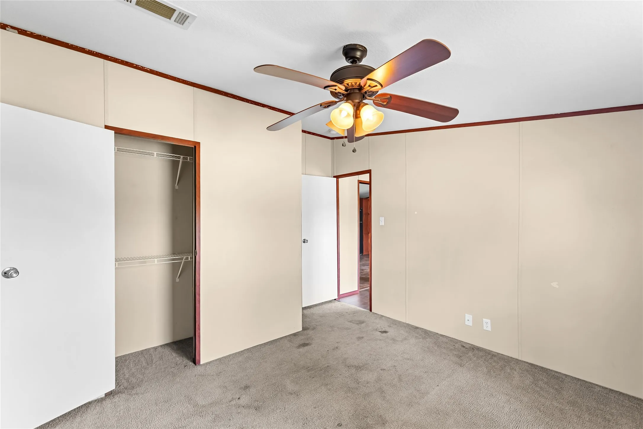 Mobile Home For Sale in Hunt County , 3634 County Road 2621, Caddo Mills, Texas 75135, 3 Bedroom, 2 Bathroom, Garage spaces, 1,232 Sqft, built in 2013, mls#21328978, Real Estate Agent in Caddo Mills, Homes For Sale in Hunt county, Homes For Sale in Caddo Mills, Realtor in Caddo Mills Texas, Real Estate Brokerage Independent Realty Texas, Luminita Cordes Realtor