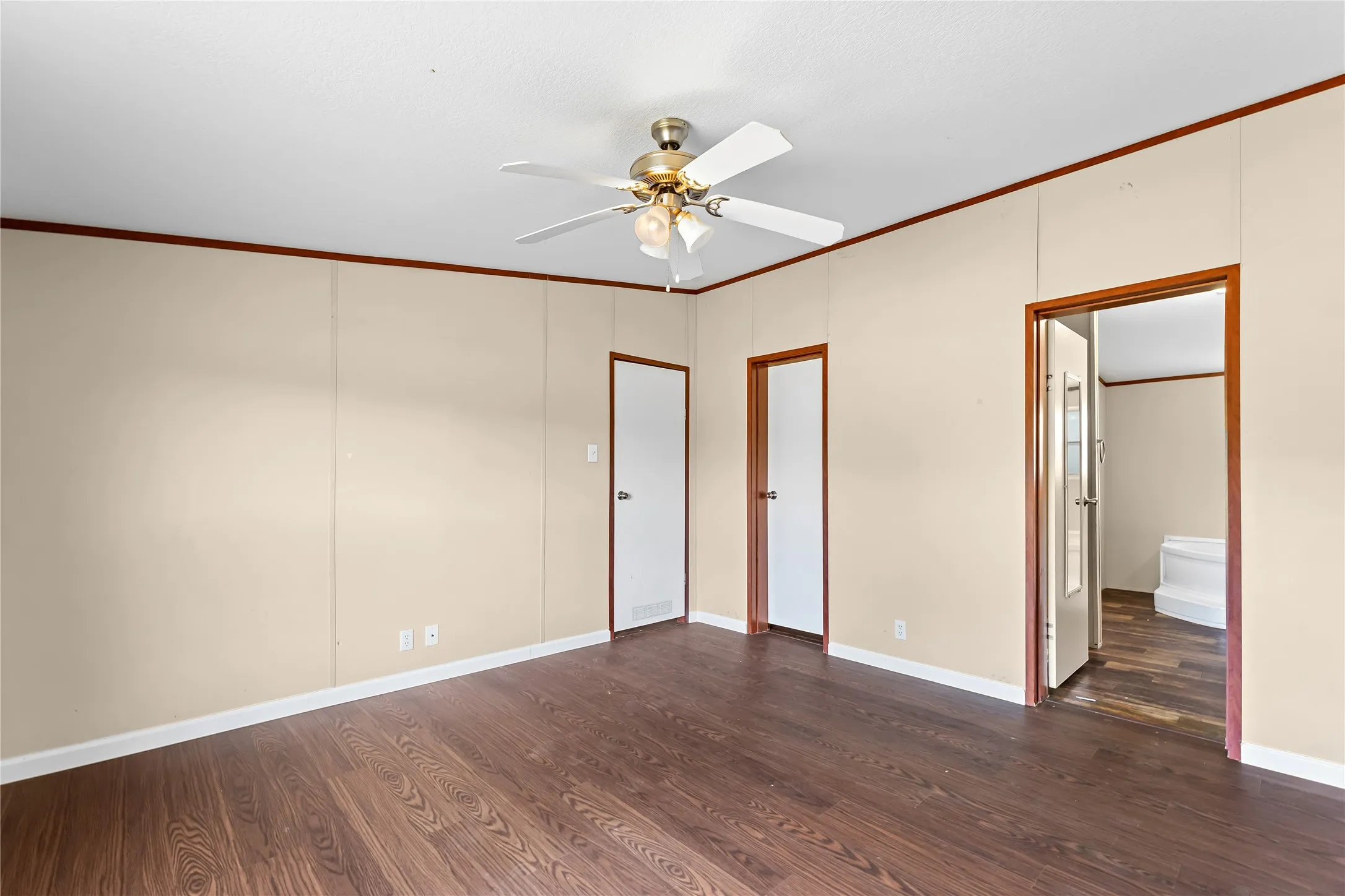 Mobile Home For Sale in Hunt County , 3634 County Road 2621, Caddo Mills, Texas 75135, 3 Bedroom, 2 Bathroom, Garage spaces, 1,232 Sqft, built in 2013, mls#21328978, Real Estate Agent in Caddo Mills, Homes For Sale in Hunt county, Homes For Sale in Caddo Mills, Realtor in Caddo Mills Texas, Real Estate Brokerage Independent Realty Texas, Luminita Cordes Realtor
