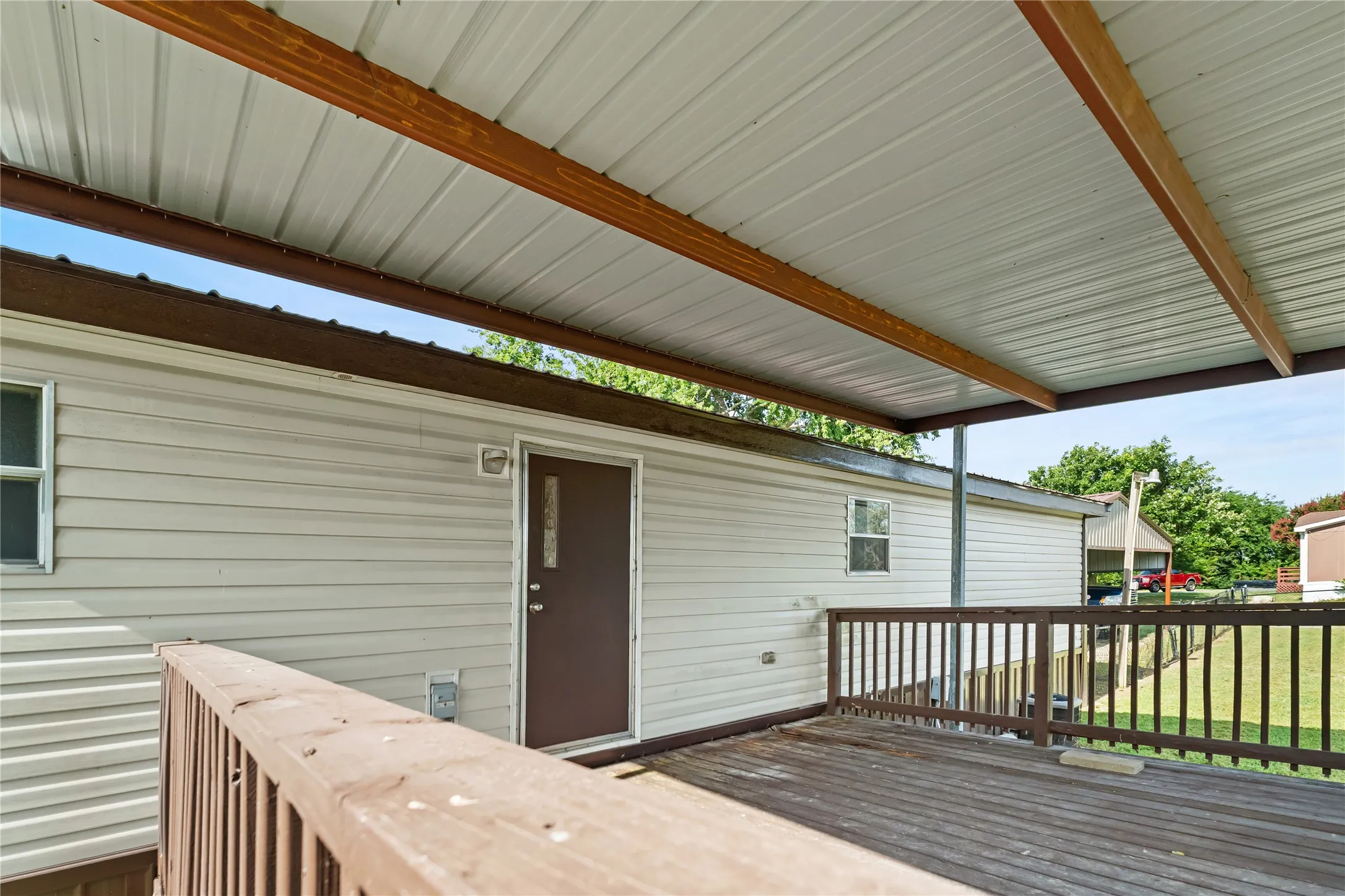 Mobile Home For Sale in Hunt County , 3634 County Road 2621, Caddo Mills, Texas 75135, 3 Bedroom, 2 Bathroom, Garage spaces, 1,232 Sqft, built in 2013, mls#21328978, Real Estate Agent in Caddo Mills, Homes For Sale in Hunt county, Homes For Sale in Caddo Mills, Realtor in Caddo Mills Texas, Real Estate Brokerage Independent Realty Texas, Luminita Cordes Realtor