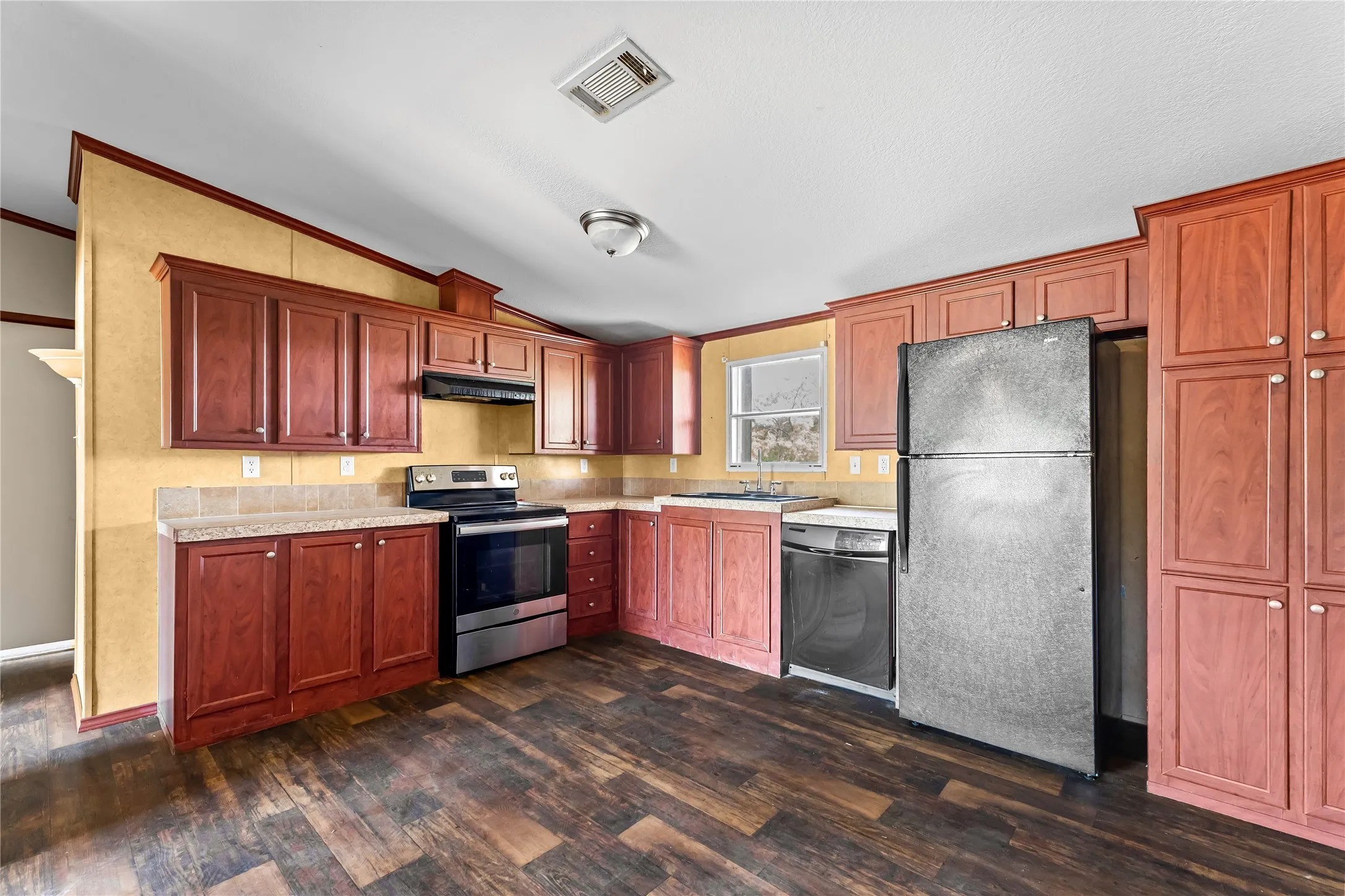 Mobile Home For Sale in Hunt County , 3634 County Road 2621, Caddo Mills, Texas 75135, 3 Bedroom, 2 Bathroom, Garage spaces, 1,232 Sqft, built in 2013, mls#21328978, Real Estate Agent in Caddo Mills, Homes For Sale in Hunt county, Homes For Sale in Caddo Mills, Realtor in Caddo Mills Texas, Real Estate Brokerage Independent Realty Texas, Luminita Cordes Realtor