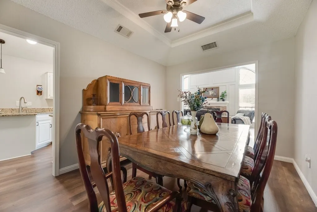 Single Family Residence For Sale in Denton County , 5021 Marcus Drive, Flower Mound, Texas 75028, 3 Bedroom, 2 Bathroom, 2 Garage spaces, 1,674 Sqft, built in 1985, mls#21329025, Real Estate Agent in Flower Mound, Homes For Sale in Denton county, Homes For Sale in Flower Mound, Realtor in Flower Mound Texas, Real Estate Brokerage Independent Realty Texas, Luminita Cordes Realtor