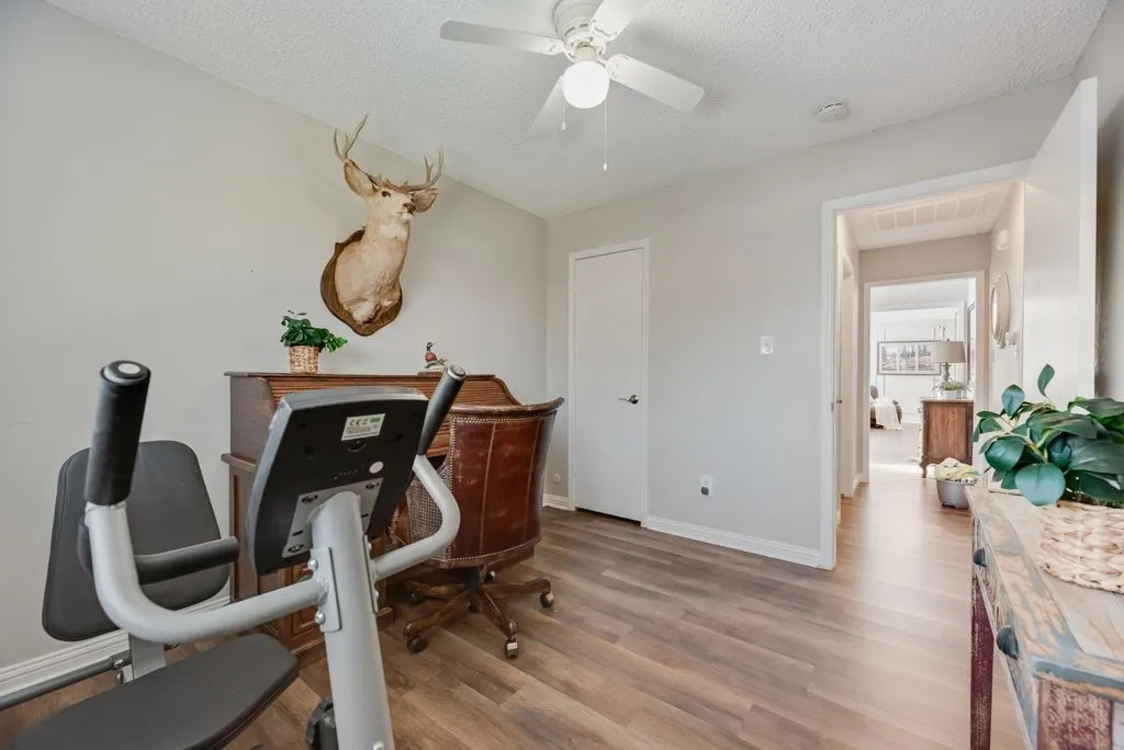 Single Family Residence For Sale in Denton County , 5021 Marcus Drive, Flower Mound, Texas 75028, 3 Bedroom, 2 Bathroom, 2 Garage spaces, 1,674 Sqft, built in 1985, mls#21329025, Real Estate Agent in Flower Mound, Homes For Sale in Denton county, Homes For Sale in Flower Mound, Realtor in Flower Mound Texas, Real Estate Brokerage Independent Realty Texas, Luminita Cordes Realtor
