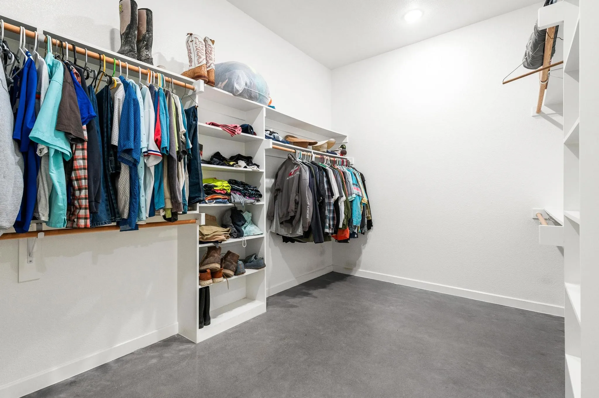 Primary Closet
