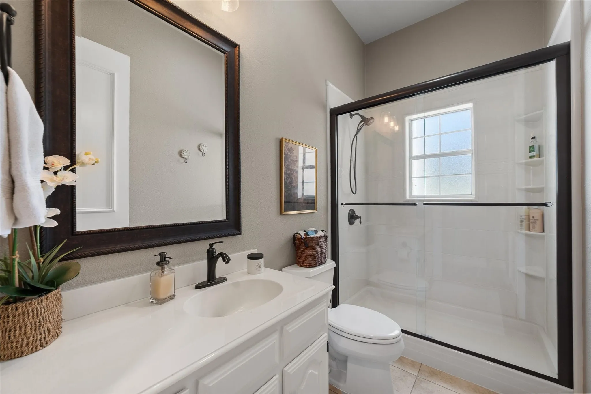 Single Family Residence For Sale in Tarrant County , 1133 Wales Drive, Keller, Texas 76248, 5 Bedroom, 4 Bathroom, 3 Garage spaces, 4,047 Sqft, built in 1992, mls#21328301, Real Estate Agent in Keller, Homes For Sale in Tarrant county, Homes For Sale in Keller, Realtor in Keller Texas, Real Estate Brokerage Independent Realty Texas, Luminita Cordes Realtor