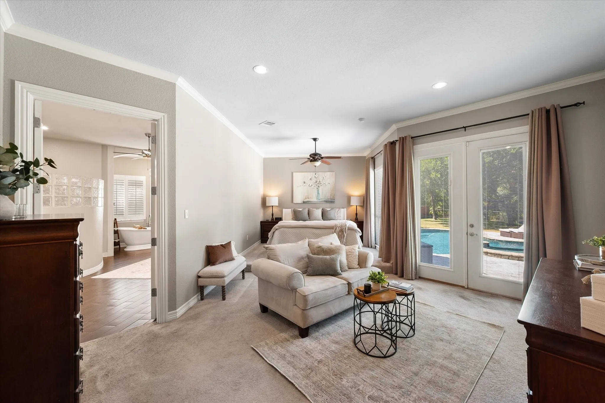 Single Family Residence For Sale in Tarrant County , 1133 Wales Drive, Keller, Texas 76248, 5 Bedroom, 4 Bathroom, 3 Garage spaces, 4,047 Sqft, built in 1992, mls#21328301, Real Estate Agent in Keller, Homes For Sale in Tarrant county, Homes For Sale in Keller, Realtor in Keller Texas, Real Estate Brokerage Independent Realty Texas, Luminita Cordes Realtor