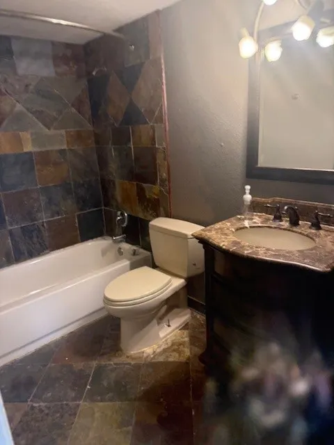 Condominium For Rent in Collin County , 2400 Jupiter Road F1, Plano, Texas 75074, 1 Bedroom, 1 Bathroom, Garage spaces, 706 Sqft, built in 1985, Price $1,200, mls#21329032, Real Estate Agent in Plano, Homes For Rent in Collin county, Homes For Rent in Plano, Realtor in Plano Texas, Real Estate Brokerage Independent Realty Texas, Luminita Cordes Realtor