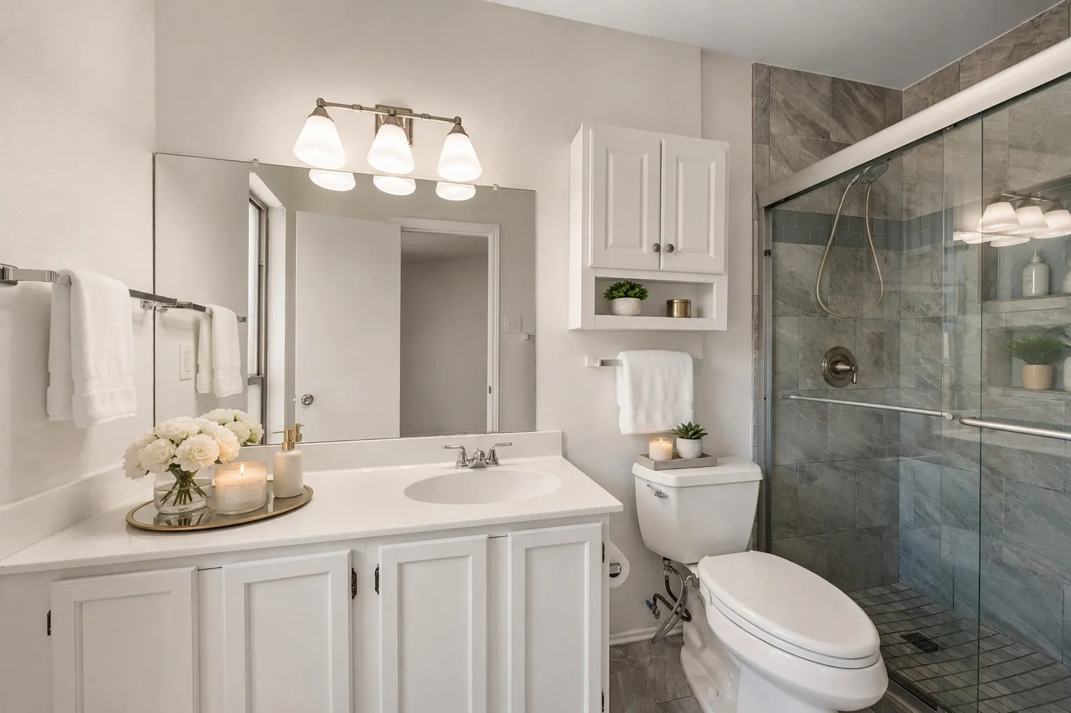 Condominium For Rent in Tarrant County , 2010 Cottage Oak Lane 2010, Colleyville, Texas 76034, 2 Bedroom, 2 Bathroom, Garage spaces, 1,083 Sqft, built in 1983, mls#21329015, Real Estate Agent in Colleyville, Homes For Rent in Tarrant county, Homes For Rent in Colleyville, Realtor in Colleyville Texas, Real Estate Brokerage Independent Realty Texas, Luminita Cordes Realtor