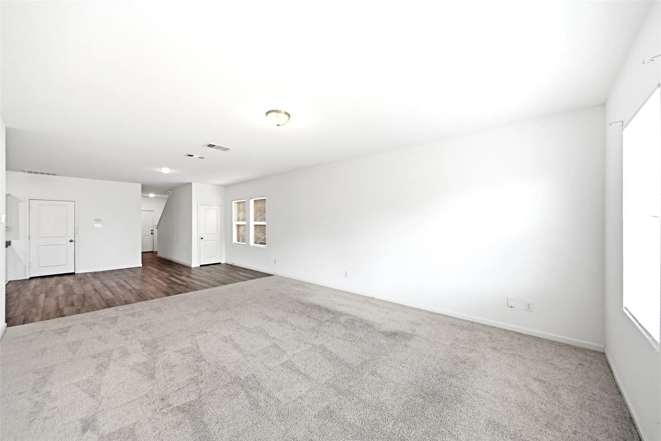 Single Family Residence For Rent in Kaufman County , 6223 Old Bridge Way, Forney, Texas 75126, 4 Bedroom, 3 Bathroom, 2 Garage spaces, 2,640 Sqft, built in 2022, mls#21329042, Real Estate Agent in Forney, Homes For Rent in Kaufman county, Homes For Rent in Forney, Realtor in Forney Texas, Real Estate Brokerage Independent Realty Texas, Luminita Cordes Realtor