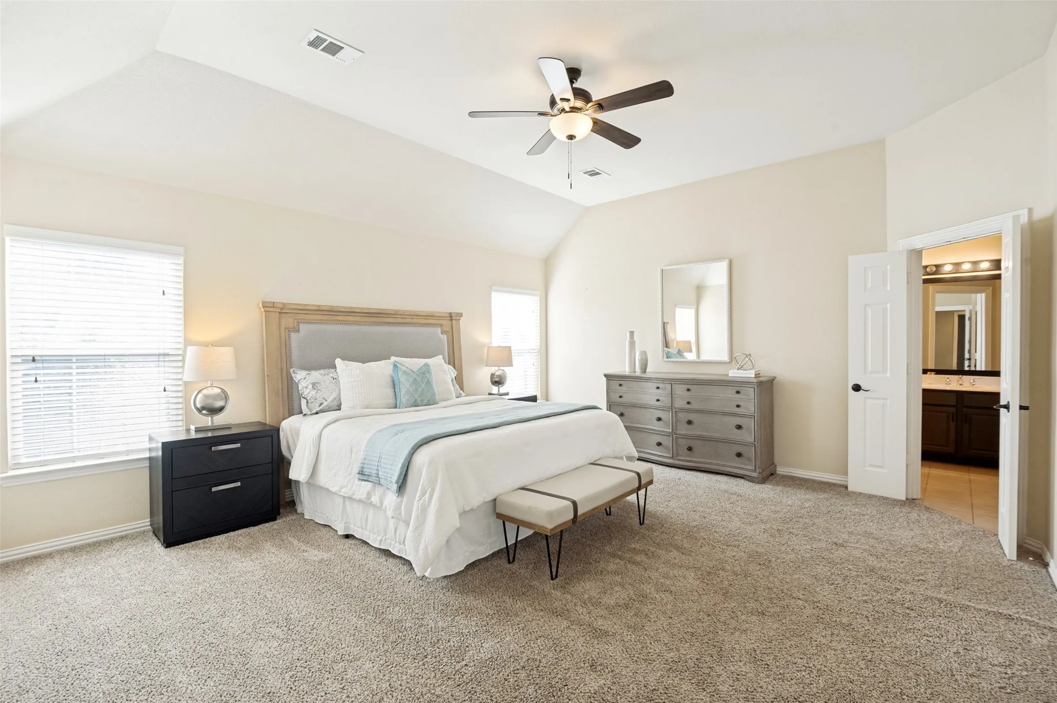 Single Family Residence For Sale in Collin County , 4252 Sun Creek Court, Plano, Texas 75093, 4 Bedroom, 3 Bathroom, 2 Garage spaces, 2,363 Sqft, built in 2000, mls#21316659, Real Estate Agent in Plano, Homes For Sale in Collin county, Homes For Sale in Plano, Realtor in Plano Texas, Real Estate Brokerage Independent Realty Texas, Luminita Cordes Realtor