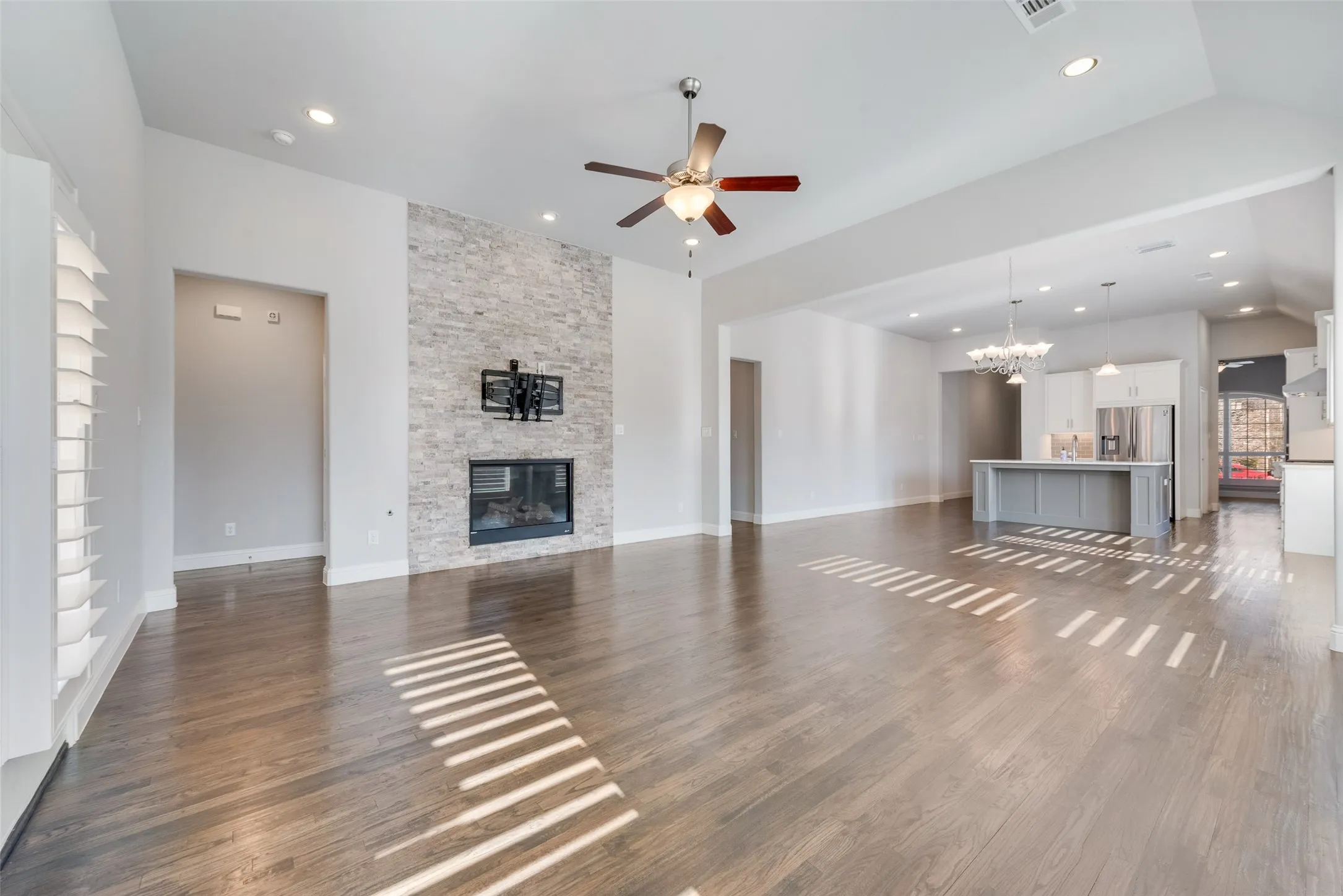 Single Family Residence For Rent in Collin County , 4420 Avenida Lane, Mc Kinney, Texas 75070, 3 Bedroom, 2 Bathroom, 2 Garage spaces, 2,217 Sqft, built in 2017, mls#21329044, Real Estate Agent in Mc Kinney, Homes For Rent in Collin county, Homes For Rent in Mc Kinney, Realtor in Mc Kinney Texas, Real Estate Brokerage Independent Realty Texas, Luminita Cordes Realtor