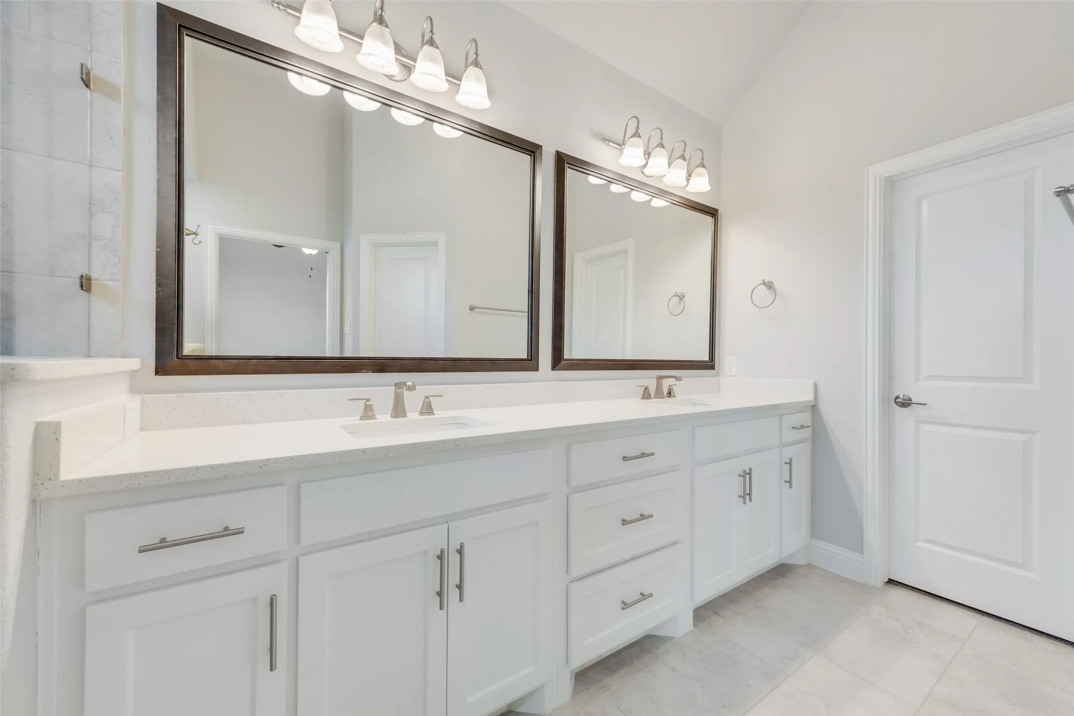 Single Family Residence For Rent in Collin County , 4420 Avenida Lane, Mc Kinney, Texas 75070, 3 Bedroom, 2 Bathroom, 2 Garage spaces, 2,217 Sqft, built in 2017, mls#21329044, Real Estate Agent in Mc Kinney, Homes For Rent in Collin county, Homes For Rent in Mc Kinney, Realtor in Mc Kinney Texas, Real Estate Brokerage Independent Realty Texas, Luminita Cordes Realtor