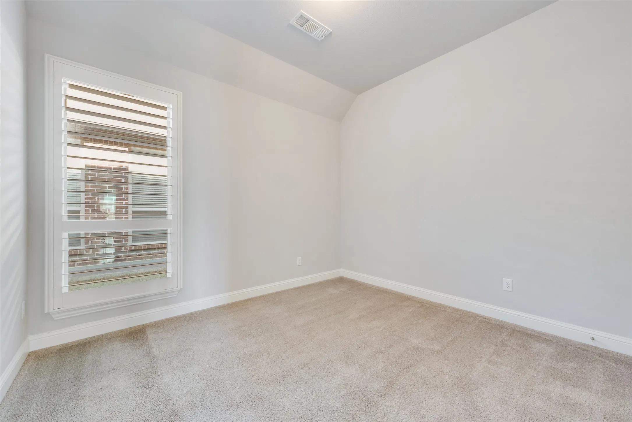 Single Family Residence For Rent in Collin County , 4420 Avenida Lane, Mc Kinney, Texas 75070, 3 Bedroom, 2 Bathroom, 2 Garage spaces, 2,217 Sqft, built in 2017, mls#21329044, Real Estate Agent in Mc Kinney, Homes For Rent in Collin county, Homes For Rent in Mc Kinney, Realtor in Mc Kinney Texas, Real Estate Brokerage Independent Realty Texas, Luminita Cordes Realtor