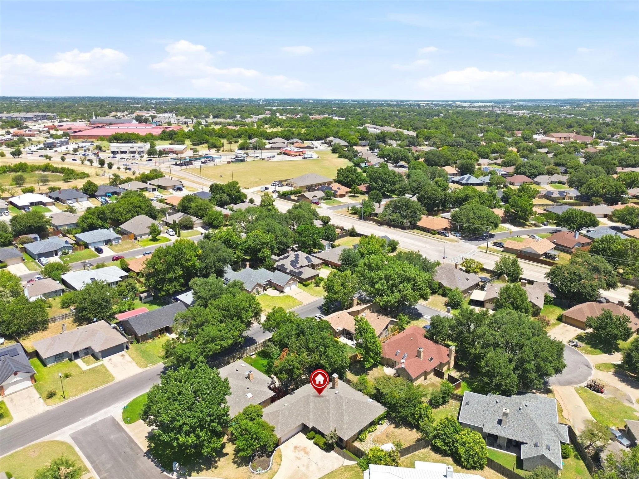 Single Family Residence For Sale in Tarrant County , 8205 Alsace Court, Fort Worth, Texas 76134, 3 Bedroom, 2 Bathroom, 2 Garage spaces, 1,577 Sqft, built in 1984, mls#21326611, Real Estate Agent in Fort Worth, Homes For Sale in Tarrant county, Homes For Sale in Fort Worth, Realtor in Fort Worth Texas, Real Estate Brokerage Independent Realty Texas, Luminita Cordes Realtor