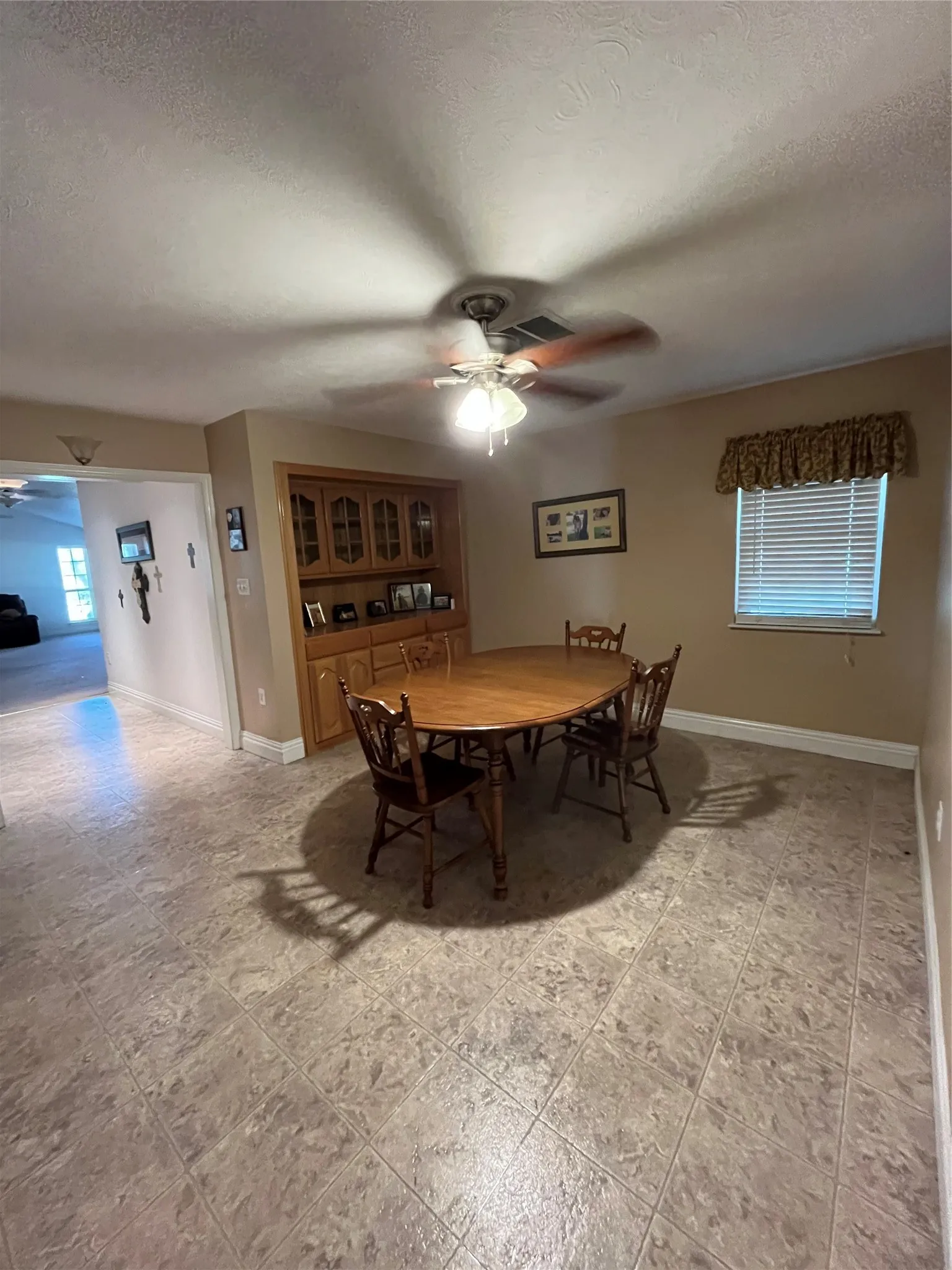Farm For Sale in Mc Lennan County , 295 Rozell Pass, Waco, Texas 76705, 2 Bedroom, 1 Bathroom, Garage spaces, 2,044 Sqft, built in 1965, mls#21325154, Real Estate Agent in Waco, Homes For Sale in Mc Lennan county, Homes For Sale in Waco, Realtor in Waco Texas, Real Estate Brokerage Independent Realty Texas, Luminita Cordes Realtor