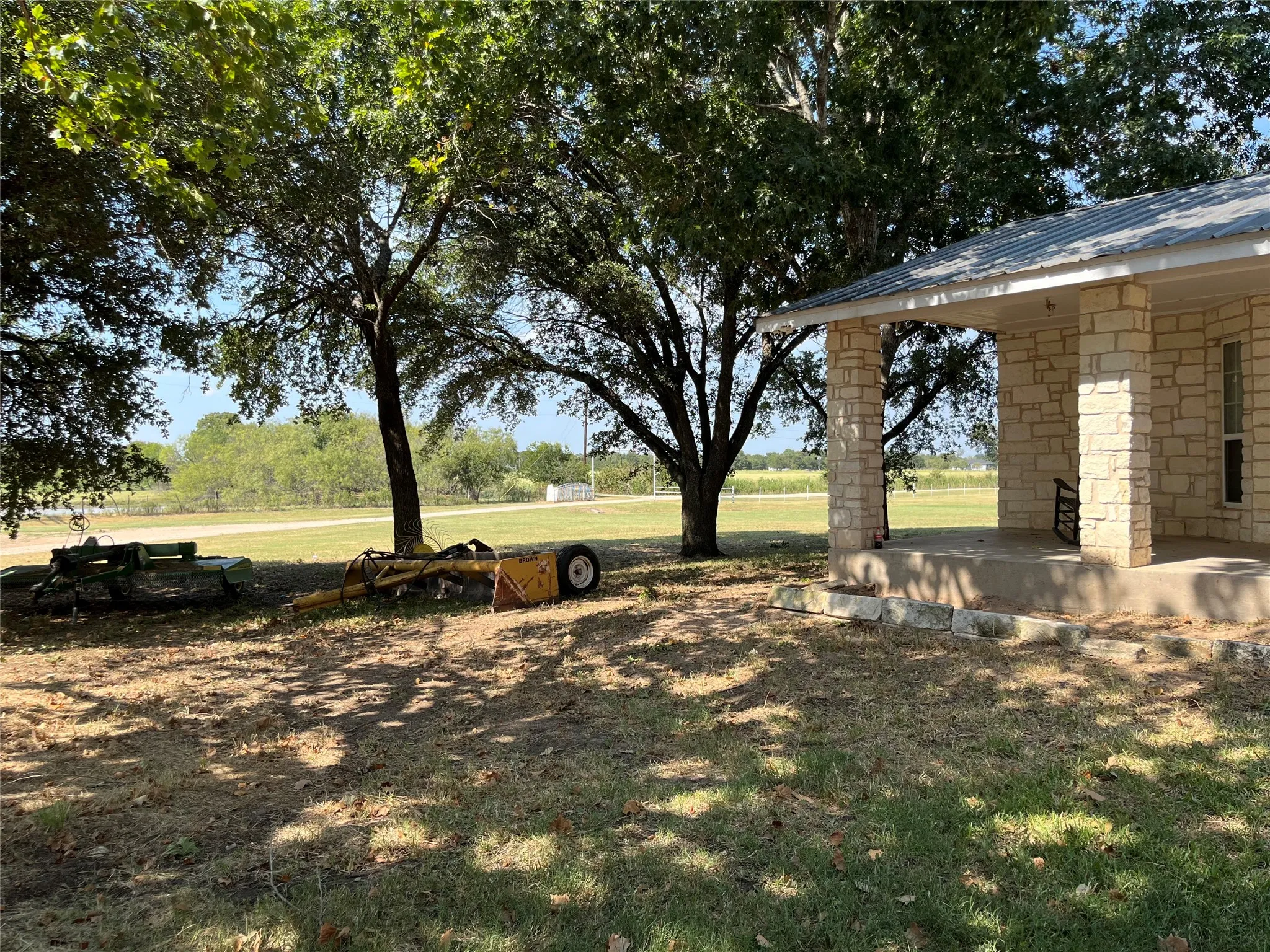 Farm For Sale in Mc Lennan County , 295 Rozell Pass, Waco, Texas 76705, 2 Bedroom, 1 Bathroom, Garage spaces, 2,044 Sqft, built in 1965, mls#21325154, Real Estate Agent in Waco, Homes For Sale in Mc Lennan county, Homes For Sale in Waco, Realtor in Waco Texas, Real Estate Brokerage Independent Realty Texas, Luminita Cordes Realtor