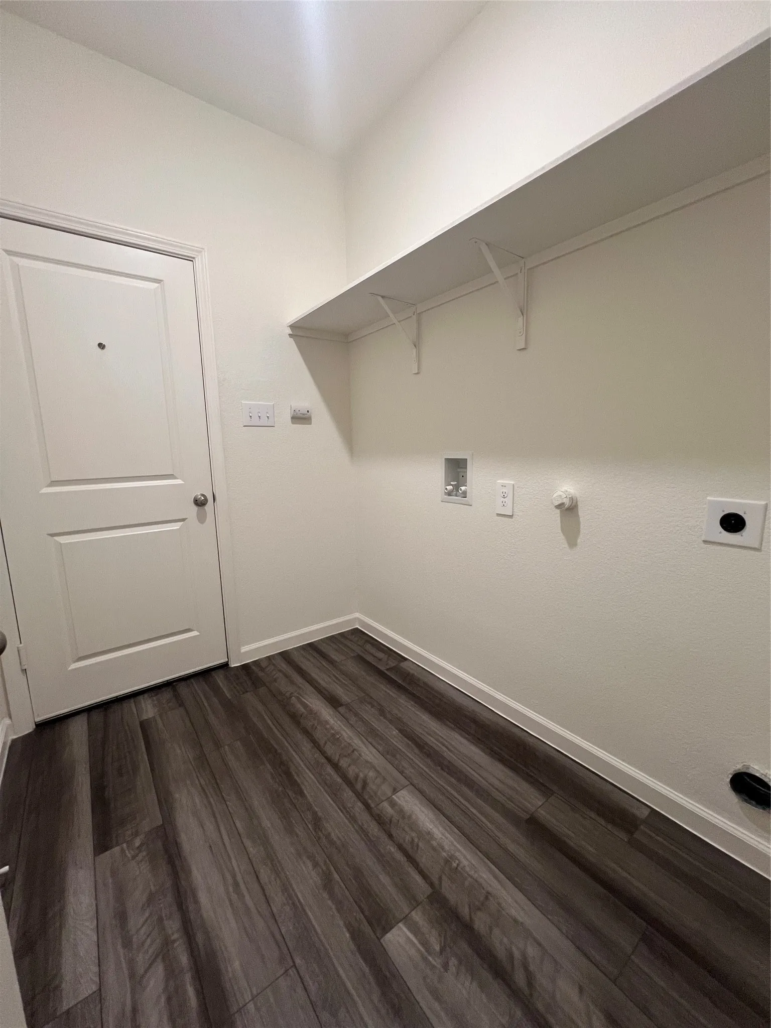 Single Family Residence For Rent in Collin County , 794 Yorkshire Drive, Lavon, Texas 75166, 4 Bedroom, 2 Bathroom, 2 Garage spaces, 1,884 Sqft, built in 2022, mls#21328339, Real Estate Agent in Lavon, Homes For Rent in Collin county, Homes For Rent in Lavon, Realtor in Lavon Texas, Real Estate Brokerage Independent Realty Texas, Luminita Cordes Realtor