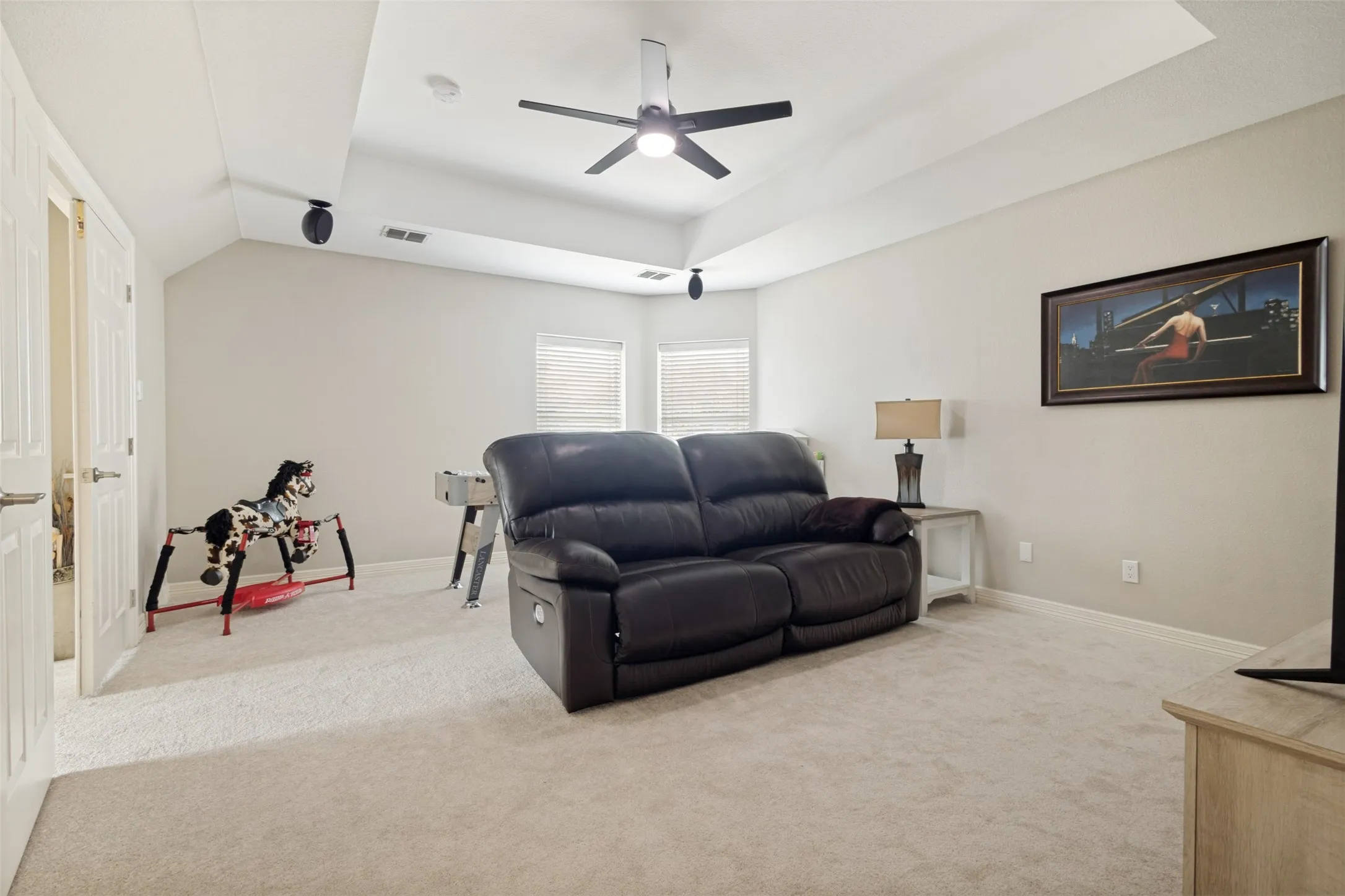 Single Family Residence For Sale in Denton County , 4400 Biscayne Drive, Flower Mound, Texas 75028, 4 Bedroom, 4 Bathroom, 3 Garage spaces, 3,648 Sqft, built in 2000, mls#21328627, Real Estate Agent in Flower Mound, Homes For Sale in Denton county, Homes For Sale in Flower Mound, Realtor in Flower Mound Texas, Real Estate Brokerage Independent Realty Texas, Luminita Cordes Realtor