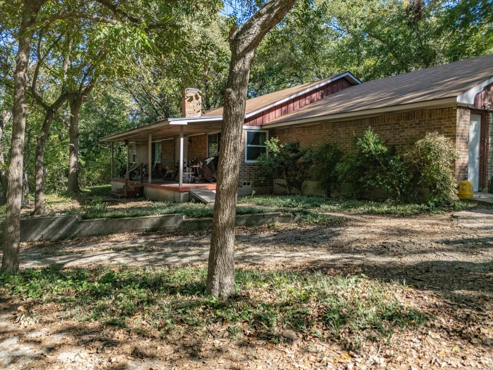 Retail For Sale in Dallas County , 121 Little John Drive, De Soto, Texas 75115, 0, 0, Garage spaces, 0 Sqft, built in 1968, mls#21329079, Real Estate Agent in De Soto, Homes For Sale in Dallas county, Homes For Sale in De Soto, Realtor in De Soto Texas, Real Estate Brokerage Independent Realty Texas, Luminita Cordes Realtor
