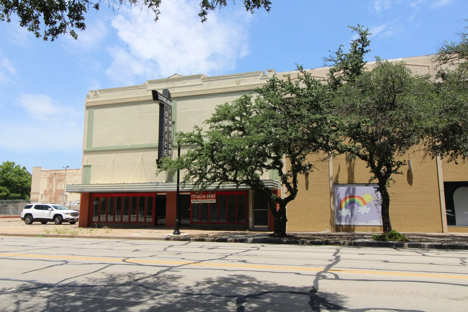 Office For Sale in Wichita County , 917 E Scott, Wichita Falls, Texas 76301, 0, 0, Garage spaces, 0 Sqft, built in 1910, Price $189,900, mls#21329080, Real Estate Agent in Wichita Falls, Homes For Sale in Wichita county, Homes For Sale in Wichita Falls, Realtor in Wichita Falls Texas, Real Estate Brokerage Independent Realty Texas, Luminita Cordes Realtor
