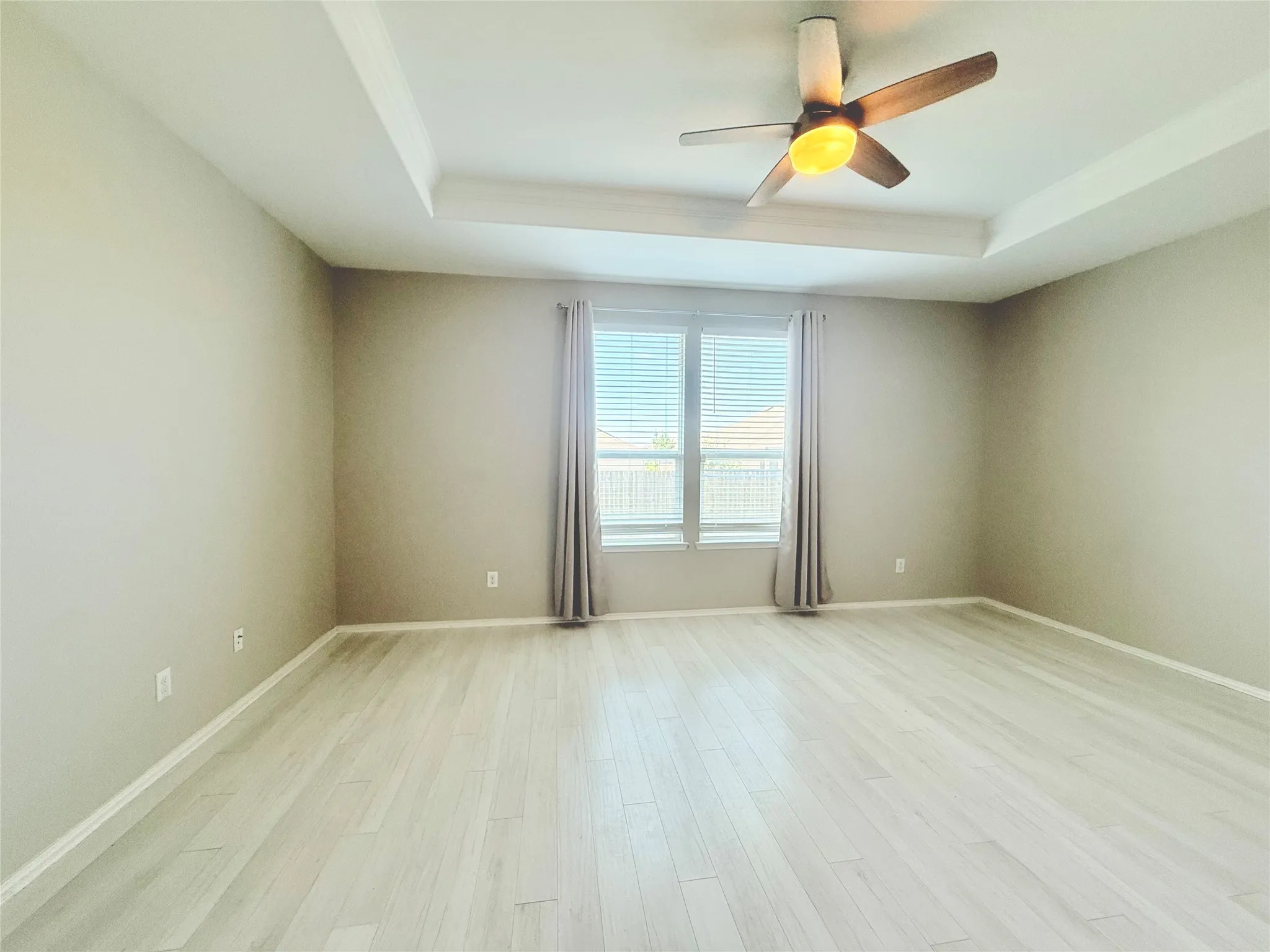 Single Family Residence For Rent in Tarrant County , 2404 Bermont Red Lane, Fort Worth, Texas 76131, 3 Bedroom, 2 Bathroom, 2 Garage spaces, 2,131 Sqft, built in 2016, mls#21329083, Real Estate Agent in Fort Worth, Homes For Rent in Tarrant county, Homes For Rent in Fort Worth, Realtor in Fort Worth Texas, Real Estate Brokerage Independent Realty Texas, Luminita Cordes Realtor