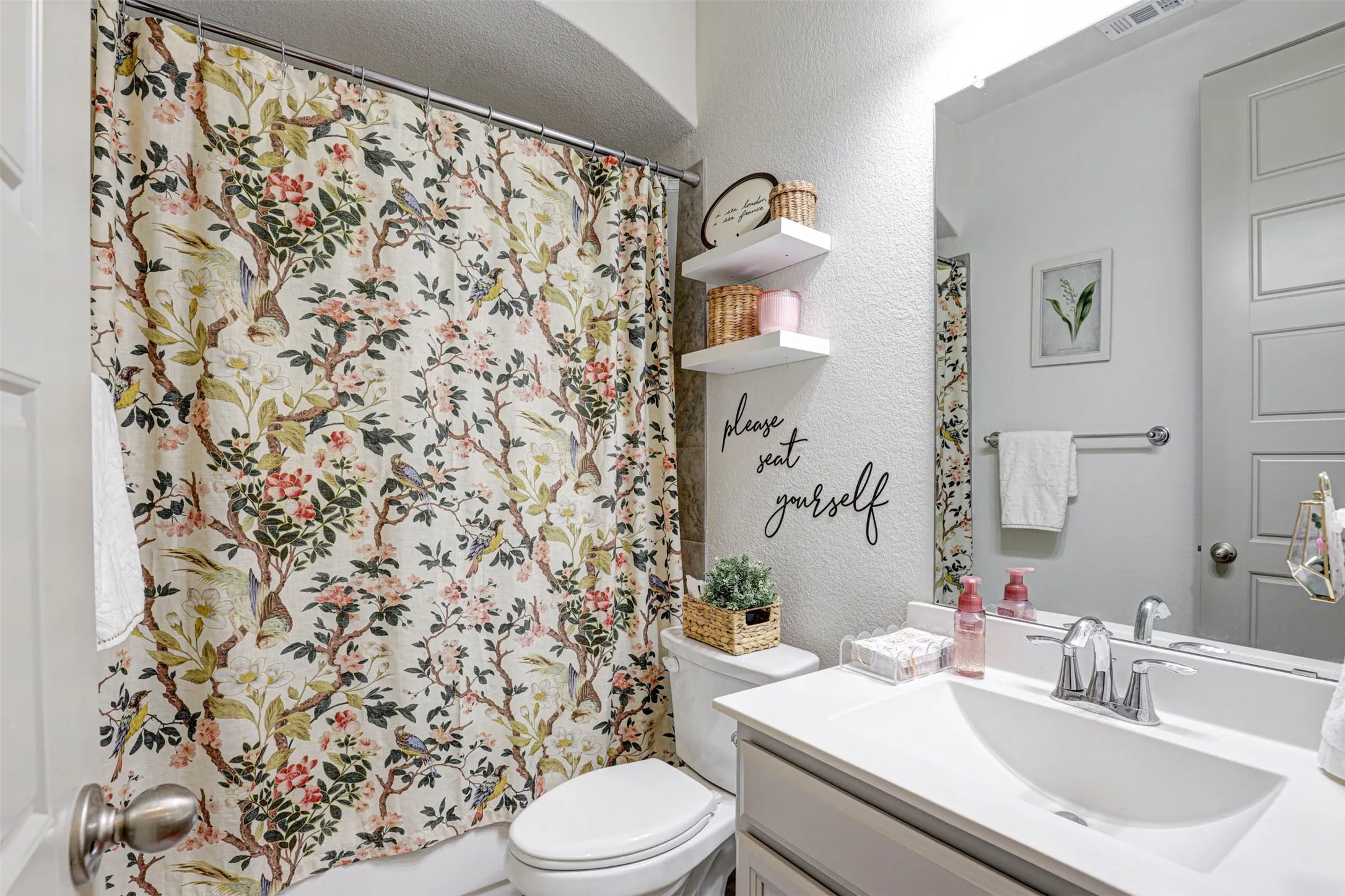 Single Family Residence For Sale in Denton County , 11490 Misty Ridge Drive, Flower Mound, Texas 76262, 4 Bedroom, 4 Bathroom, 2 Garage spaces, 3,202 Sqft, built in 2020, mls#21328245, Real Estate Agent in Flower Mound, Homes For Sale in Denton county, Homes For Sale in Flower Mound, Realtor in Flower Mound Texas, Real Estate Brokerage Independent Realty Texas, Luminita Cordes Realtor