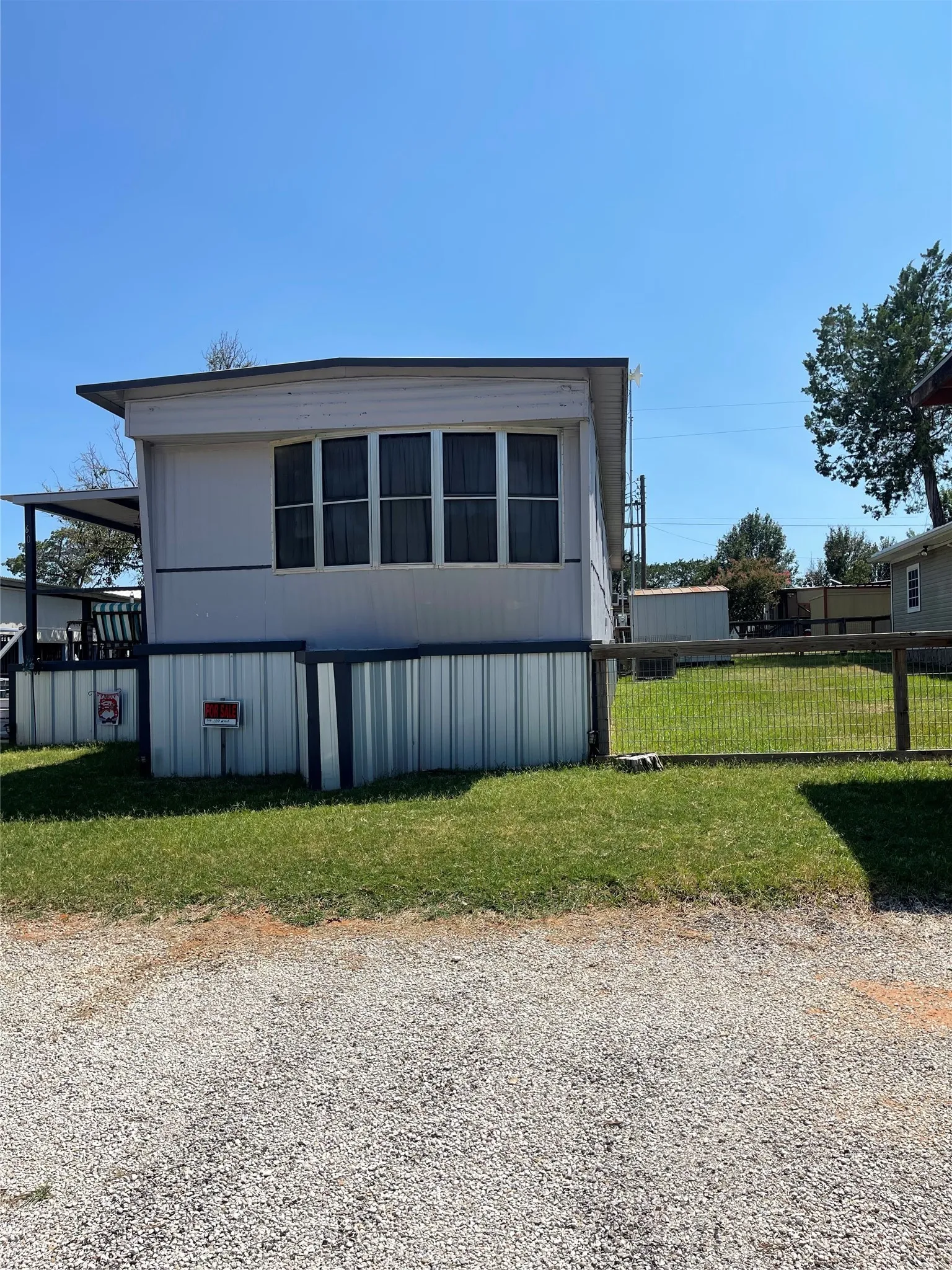 Manufactured Home For Sale in Palo Pinto County , 2334 Sanbar Road 60, Possum Kingdom Lake, Texas 76449, 2 Bedroom, 2 Bathroom, Garage spaces, 980 Sqft, built in 0, Price $55,000, mls#21328783, Real Estate Agent in Possum Kingdom Lake, Homes For Sale in Palo Pinto county, Homes For Sale in Possum Kingdom Lake, Realtor in Possum Kingdom Lake Texas, Real Estate Brokerage Independent Realty Texas, Luminita Cordes Realtor