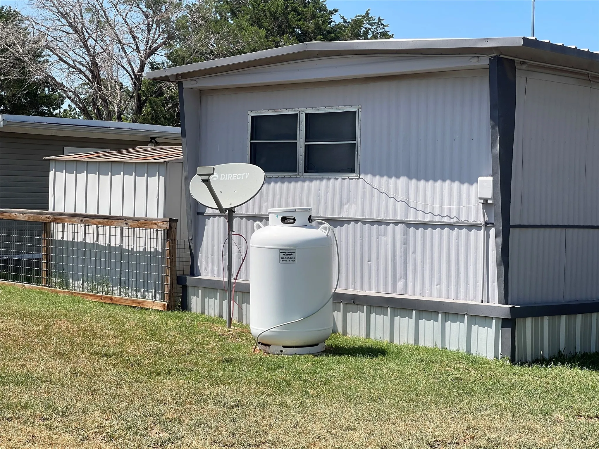 Manufactured Home For Sale in Palo Pinto County , 2334 Sanbar Road 60, Possum Kingdom Lake, Texas 76449, 2 Bedroom, 2 Bathroom, Garage spaces, 980 Sqft, built in 0, Price $55,000, mls#21328783, Real Estate Agent in Possum Kingdom Lake, Homes For Sale in Palo Pinto county, Homes For Sale in Possum Kingdom Lake, Realtor in Possum Kingdom Lake Texas, Real Estate Brokerage Independent Realty Texas, Luminita Cordes Realtor