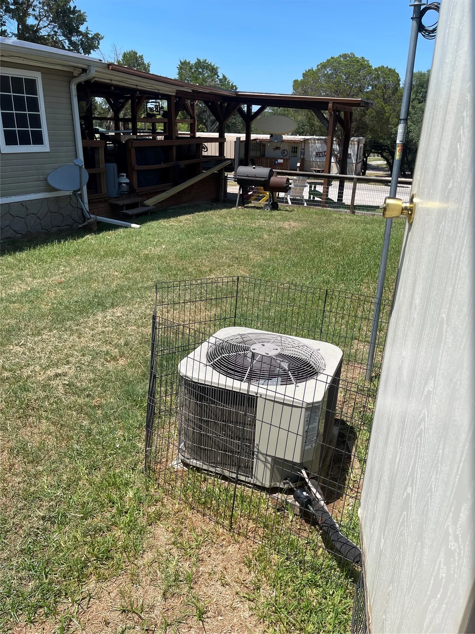 Manufactured Home For Sale in Palo Pinto County , 2334 Sanbar Road 60, Possum Kingdom Lake, Texas 76449, 2 Bedroom, 2 Bathroom, Garage spaces, 980 Sqft, built in 0, Price $55,000, mls#21328783, Real Estate Agent in Possum Kingdom Lake, Homes For Sale in Palo Pinto county, Homes For Sale in Possum Kingdom Lake, Realtor in Possum Kingdom Lake Texas, Real Estate Brokerage Independent Realty Texas, Luminita Cordes Realtor