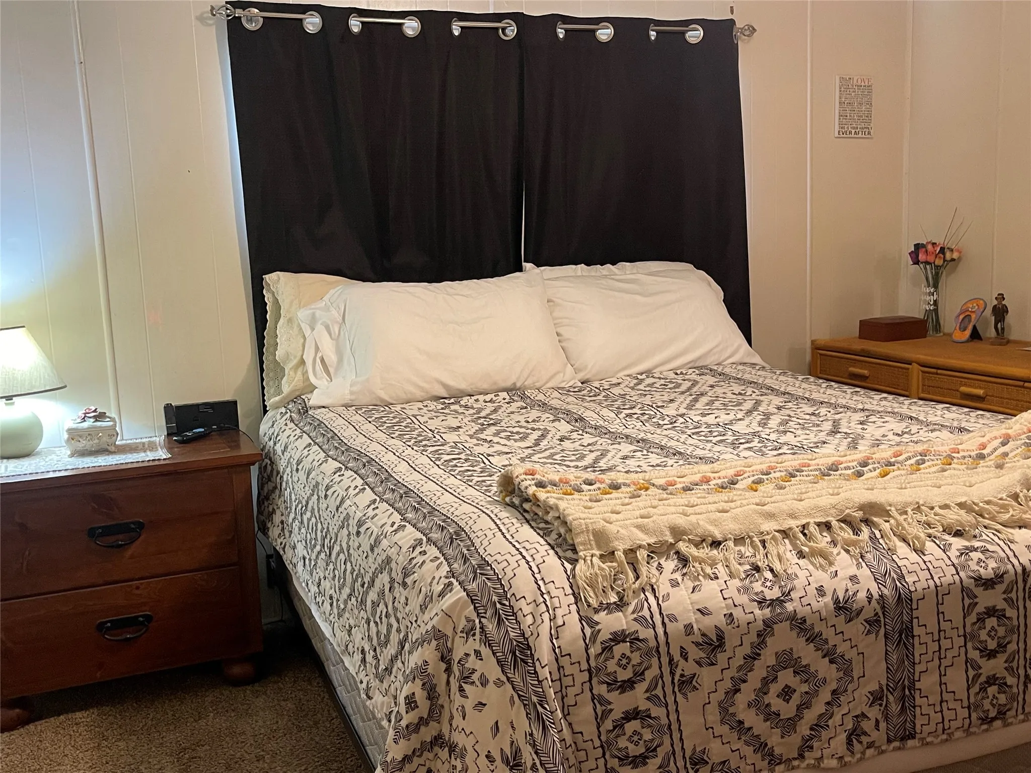 Manufactured Home For Sale in Palo Pinto County , 2334 Sanbar Road 60, Possum Kingdom Lake, Texas 76449, 2 Bedroom, 2 Bathroom, Garage spaces, 980 Sqft, built in 0, Price $55,000, mls#21328783, Real Estate Agent in Possum Kingdom Lake, Homes For Sale in Palo Pinto county, Homes For Sale in Possum Kingdom Lake, Realtor in Possum Kingdom Lake Texas, Real Estate Brokerage Independent Realty Texas, Luminita Cordes Realtor