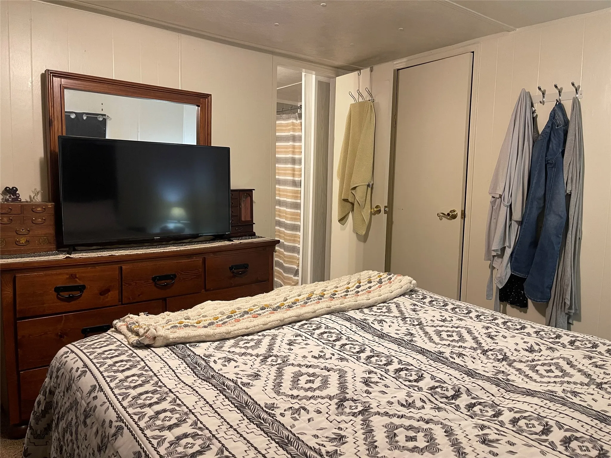Manufactured Home For Sale in Palo Pinto County , 2334 Sanbar Road 60, Possum Kingdom Lake, Texas 76449, 2 Bedroom, 2 Bathroom, Garage spaces, 980 Sqft, built in 0, Price $55,000, mls#21328783, Real Estate Agent in Possum Kingdom Lake, Homes For Sale in Palo Pinto county, Homes For Sale in Possum Kingdom Lake, Realtor in Possum Kingdom Lake Texas, Real Estate Brokerage Independent Realty Texas, Luminita Cordes Realtor